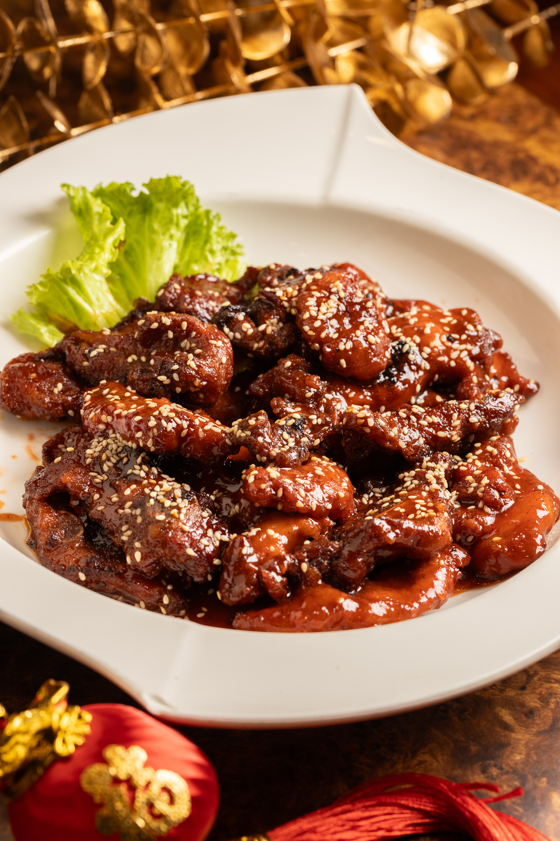 酸甜的「京都子排」濕潤度剛好。（580元／份）