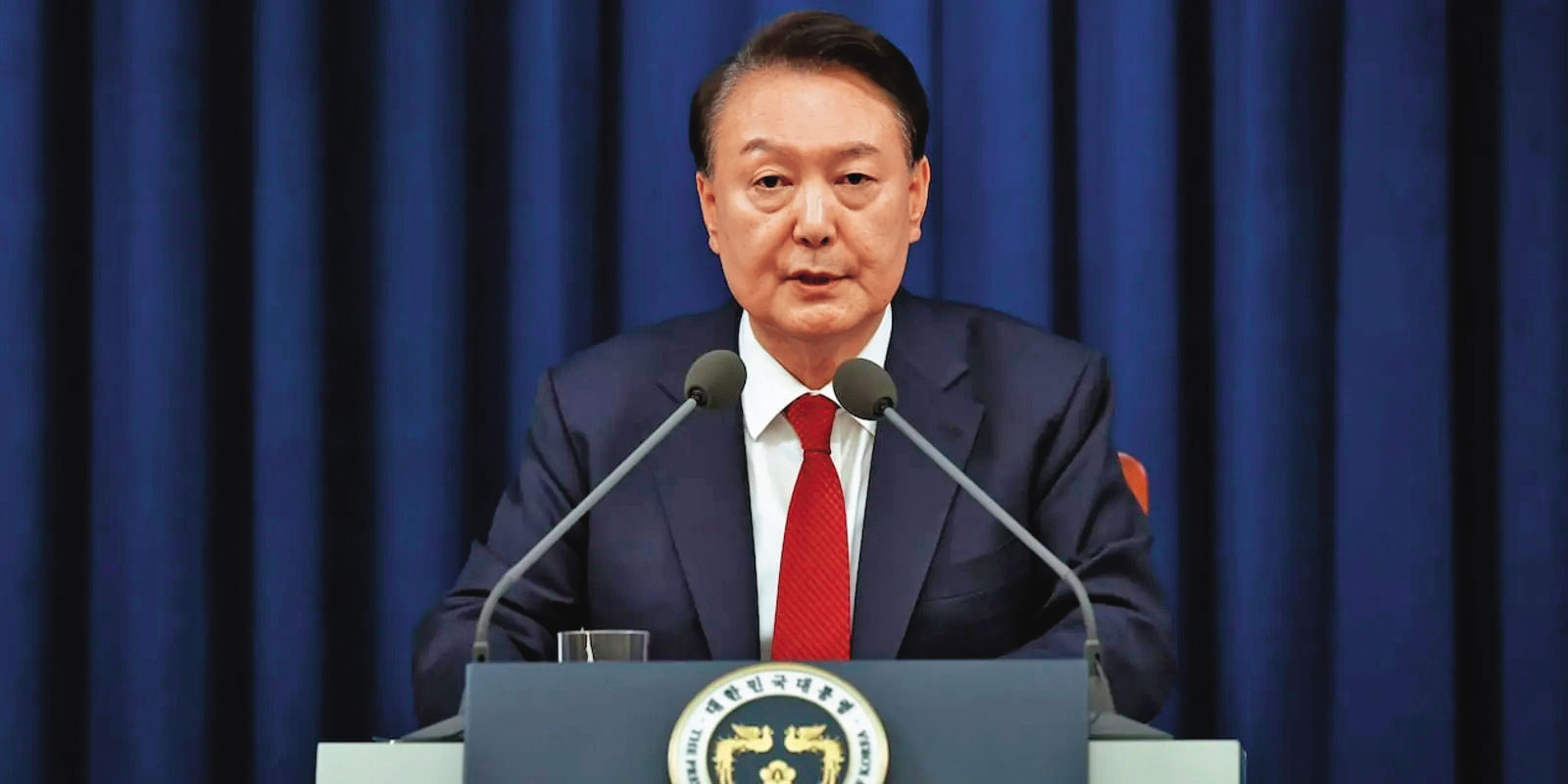 美方對尹錫悅（圖）頒布戒嚴令感到不解，並認為這是他的嚴重誤判。（翻攝韓國總統府直播）