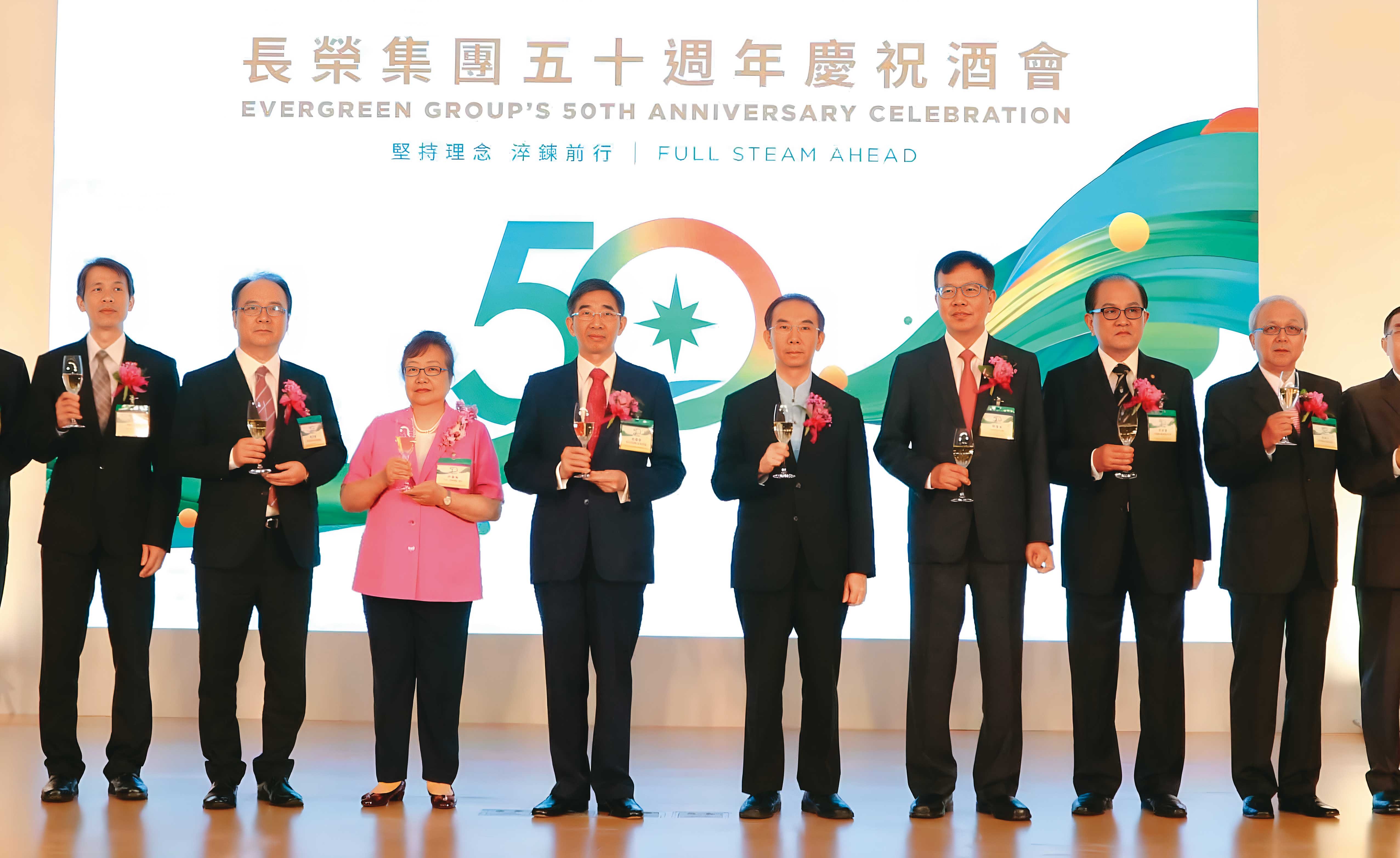 長榮集團分家由張國華、張國政主導，但近期出現變數。（翻攝長榮官網）