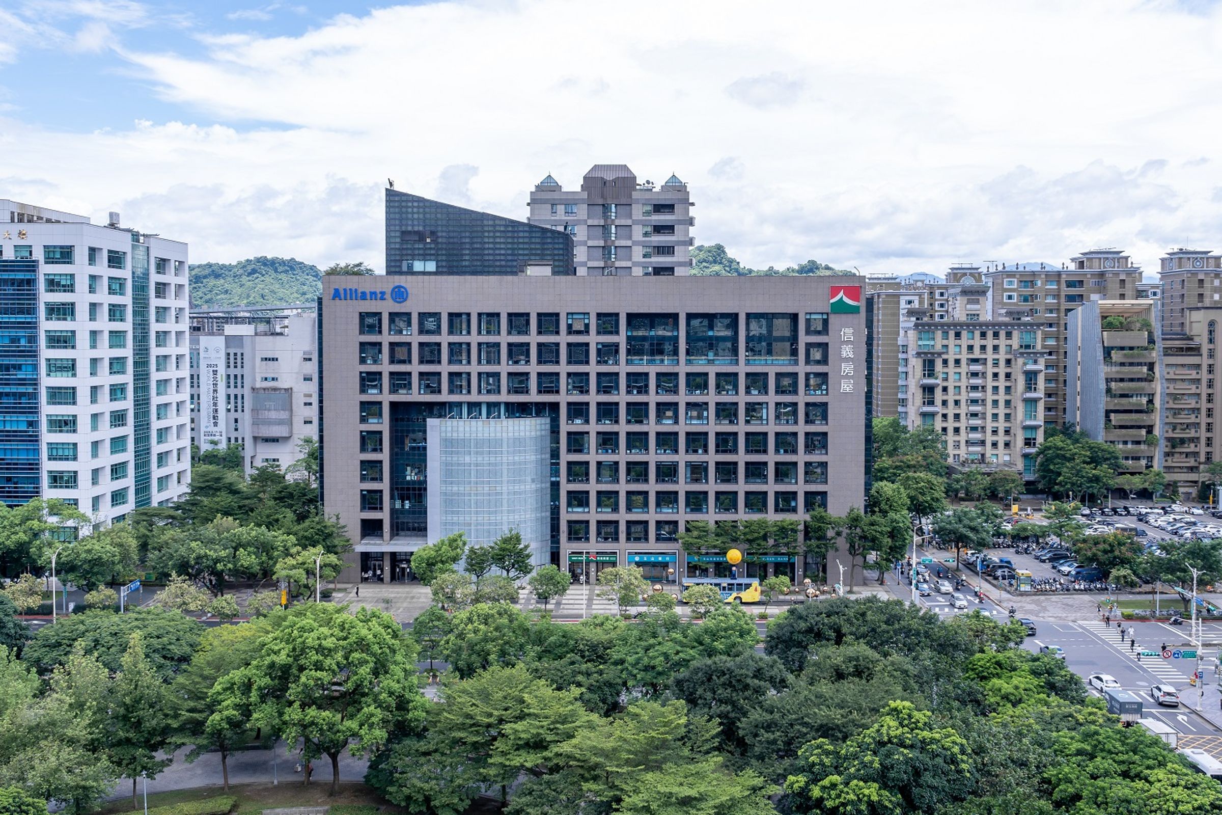 中華公司治理協會公布CG6015(2025)公司治理制度評量結果,信義房屋再度展現標竿實力,獲頒評量「特優」肯定。(信義房屋提供)