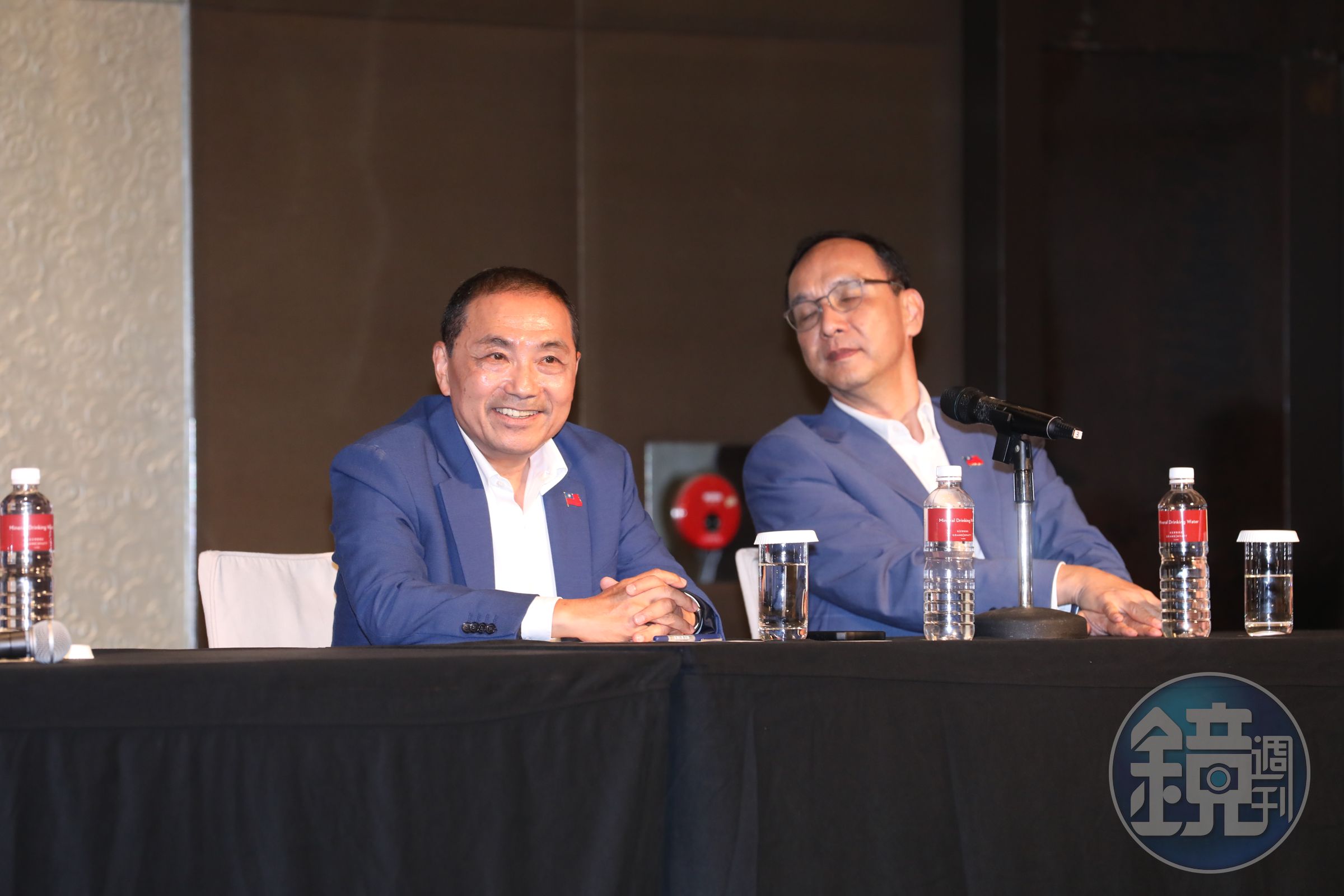 侯友宜抵君悅要開房「2538」見郭柯！朱立倫驚喜登場，馬英九陪駕。