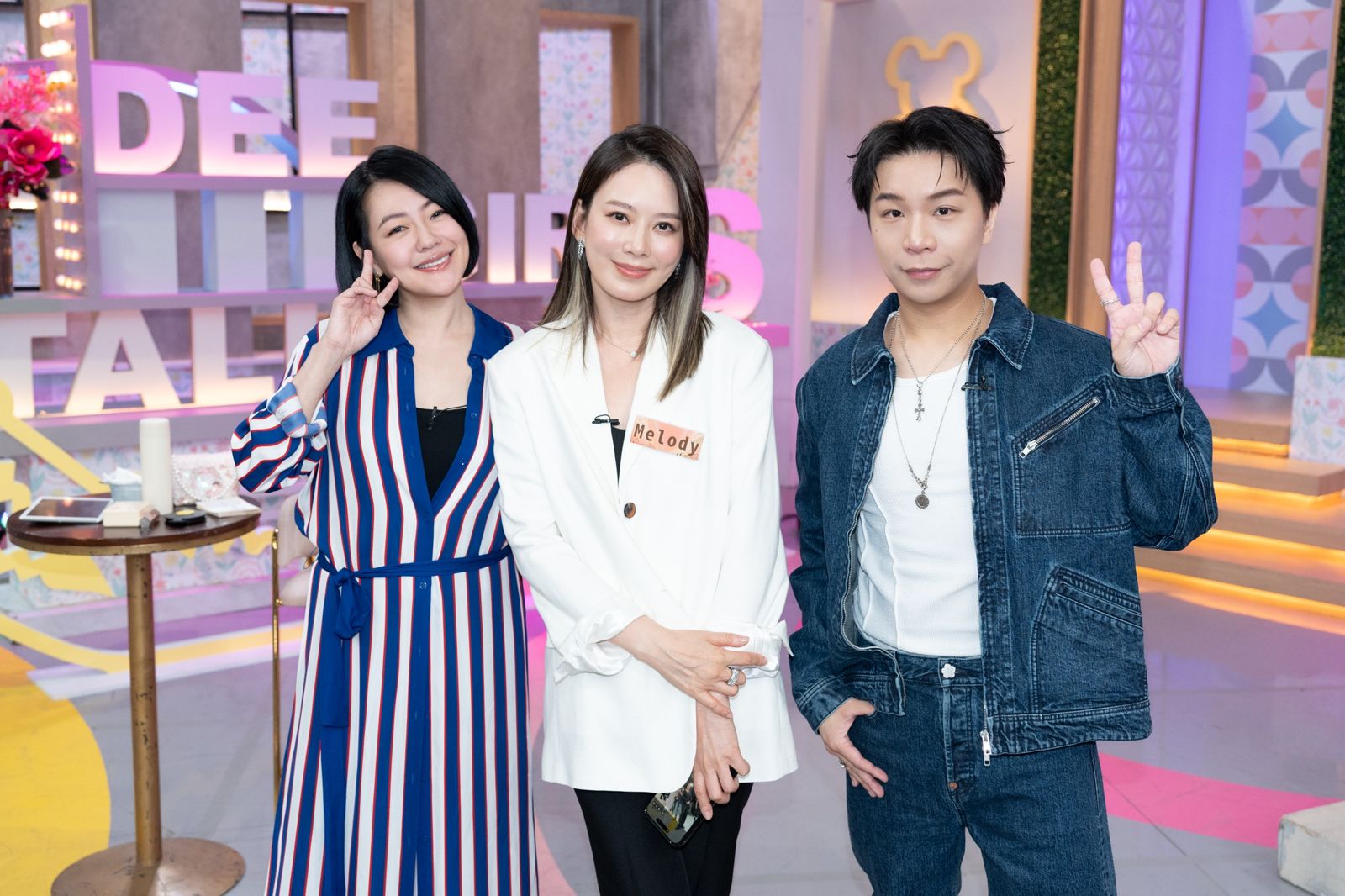 Melody 難過淚憶母親節一人過女兒電話安慰,小S 竟嘆:我連卡片都沒收到