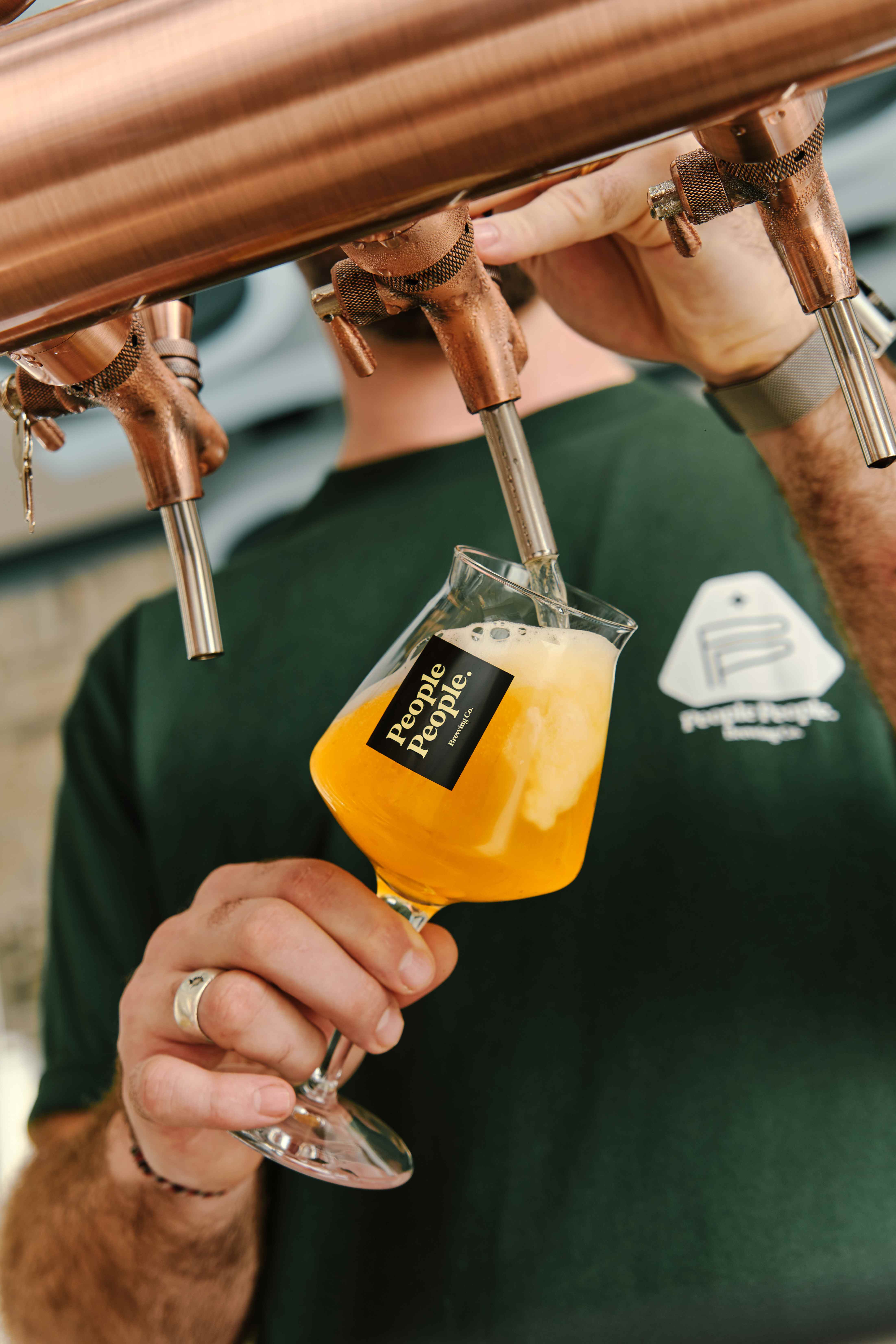 People People Brewing Co. 的「Passion Fruit & Yuzu Sour」啤酒別具特色。(Photo Credit:RYAN LOH)