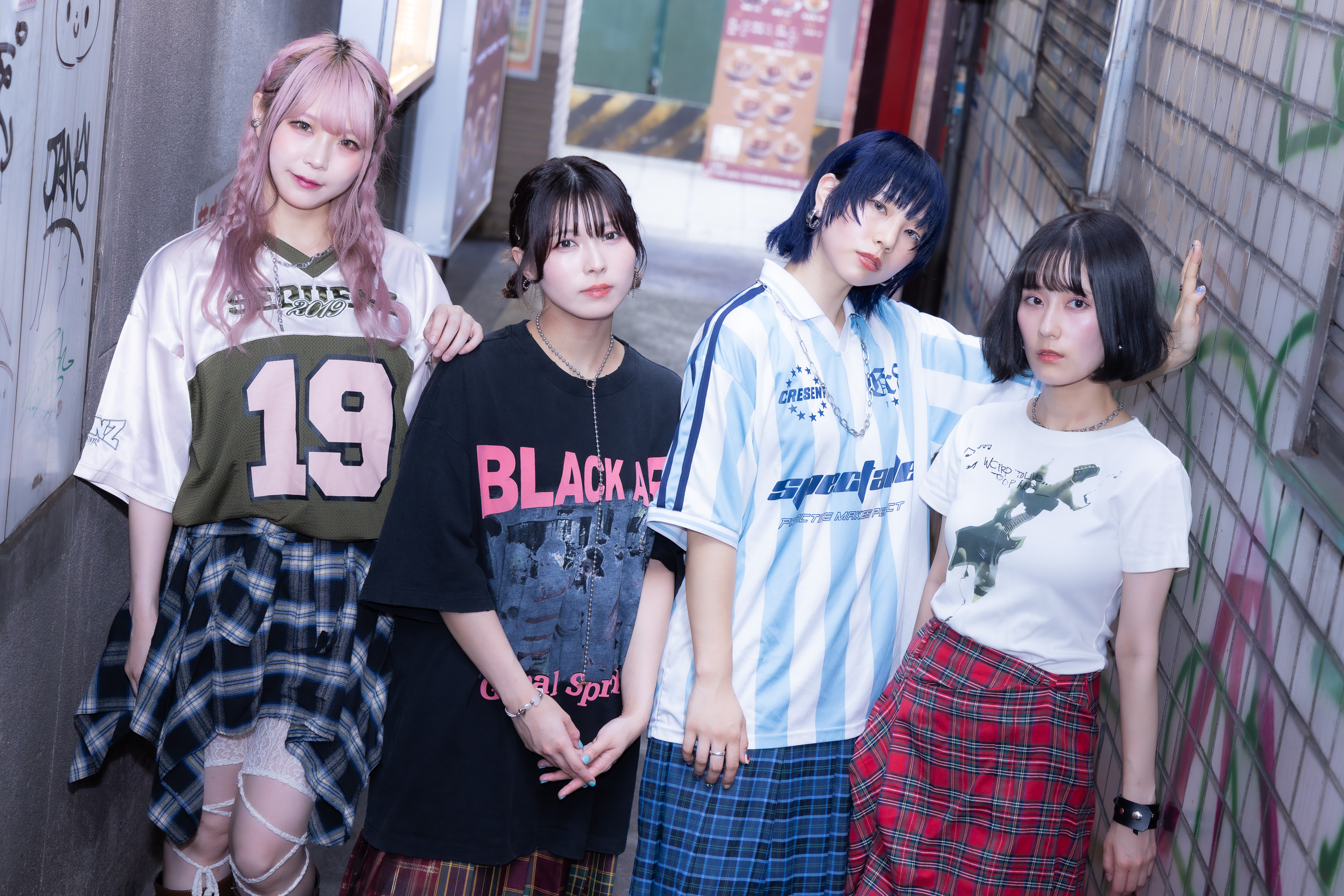 日本新生代女子樂團 Faulieu. 明（14日）將首次在台北舉辦演唱會。Kaho（右到左）、Mimori、Canaco、 Ayano（雅慕斯娛樂提供）