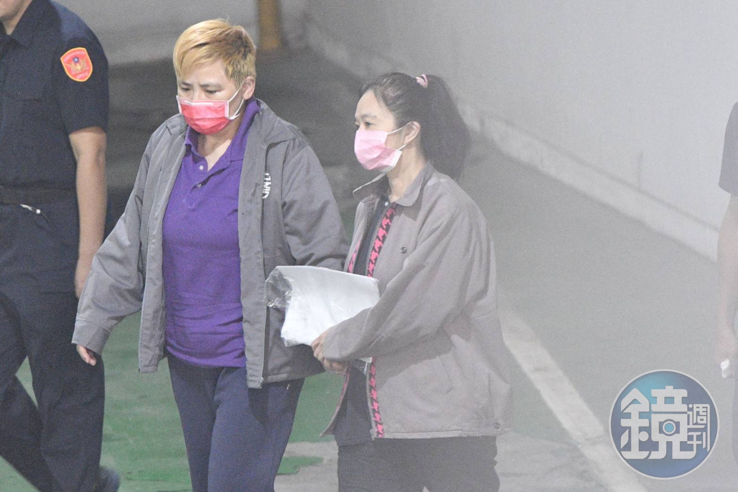 應曉薇(右1)涉京華城貪汙案遭聲請延長羈押,她否認犯罪,法官訂定週一裁定是否延押。(本刊資料照)