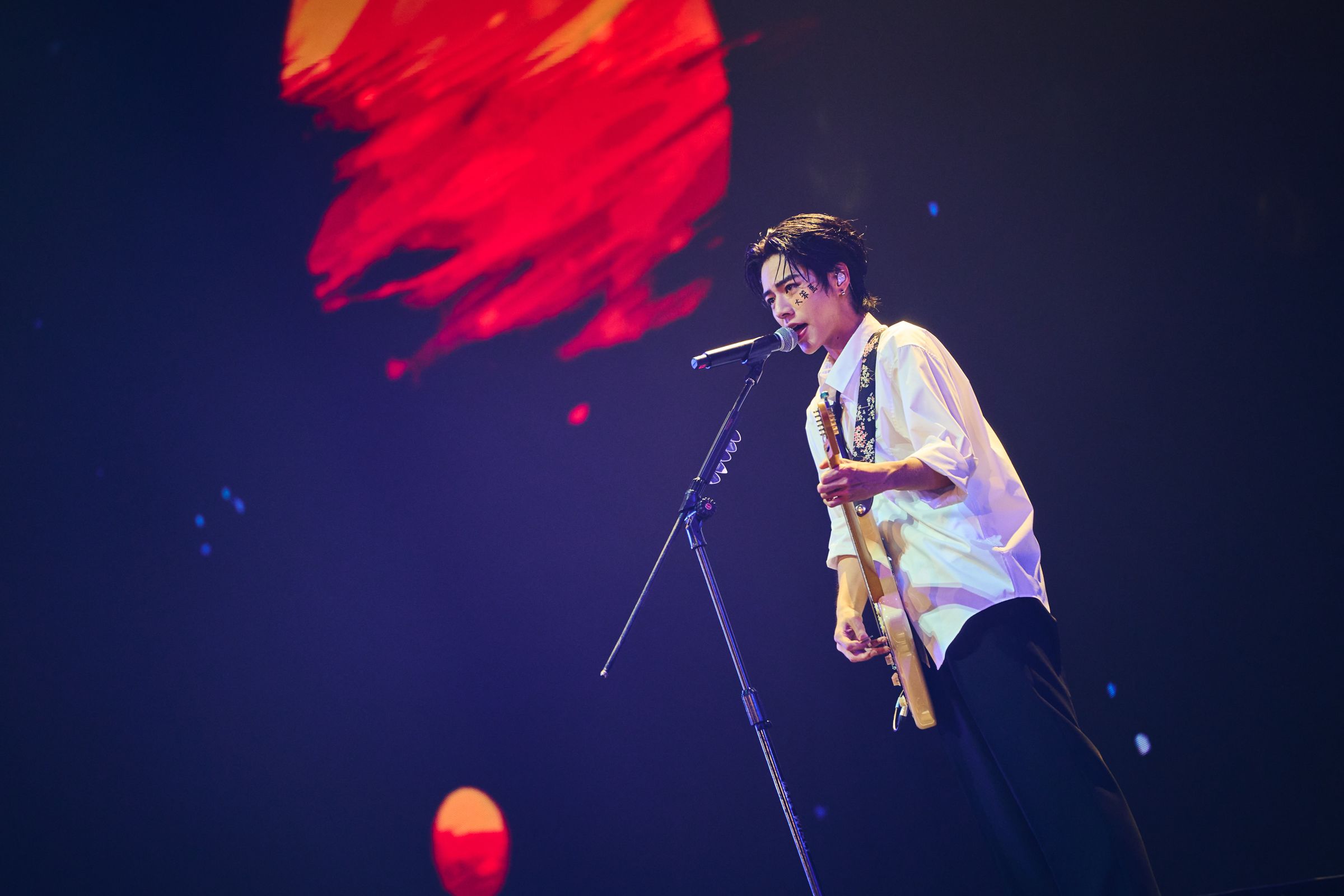林佳辰SuMMeR創作+演唱電影《乒乓男孩》插曲〈貝貝我不會再耍廢了〉,於10/22正式數位上架;電影《乒乓男孩》10/25上映。(索尼音樂提供)