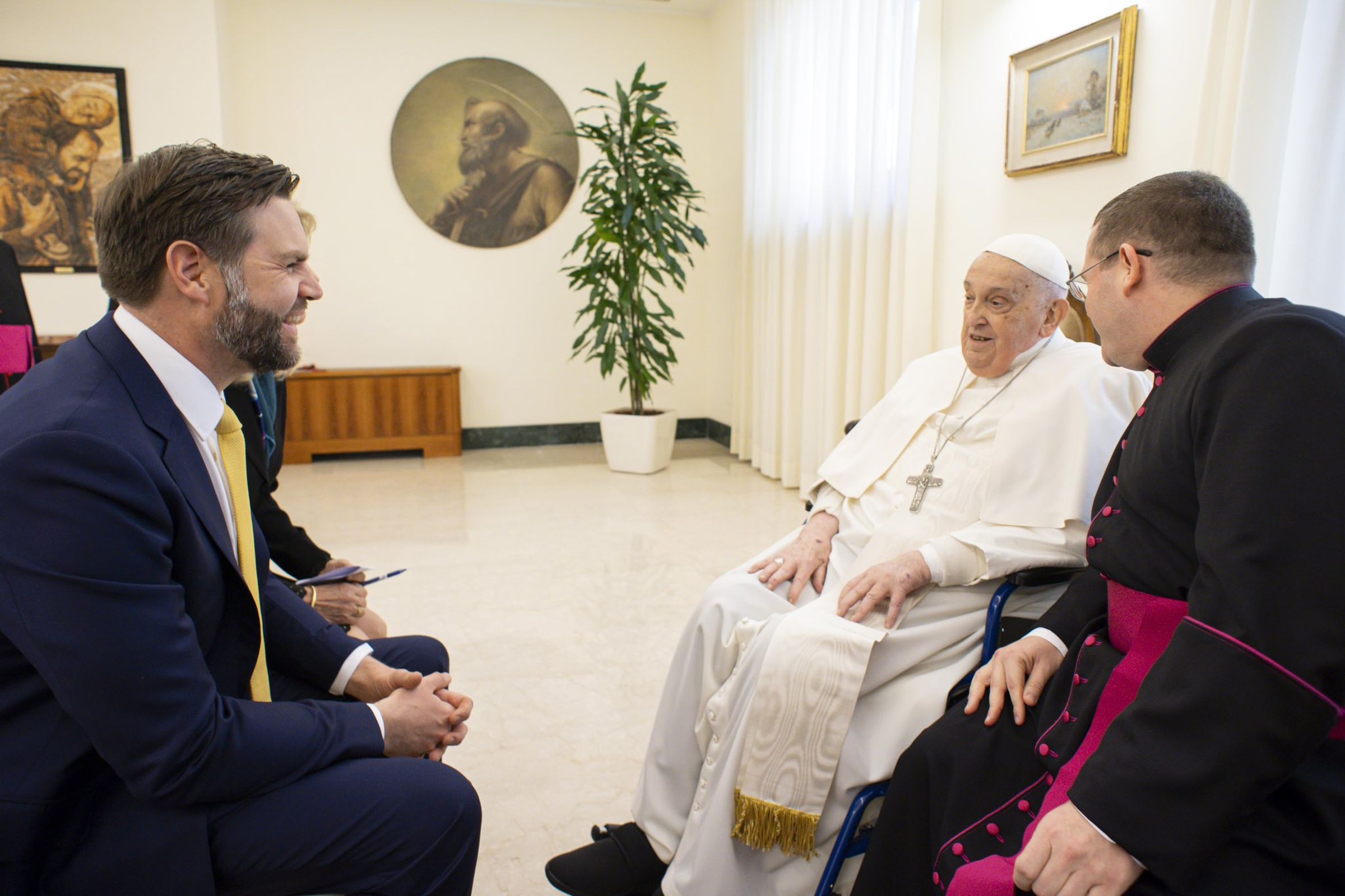 教宗在寓所與范斯短暫見面。(翻攝vaticannews.va)