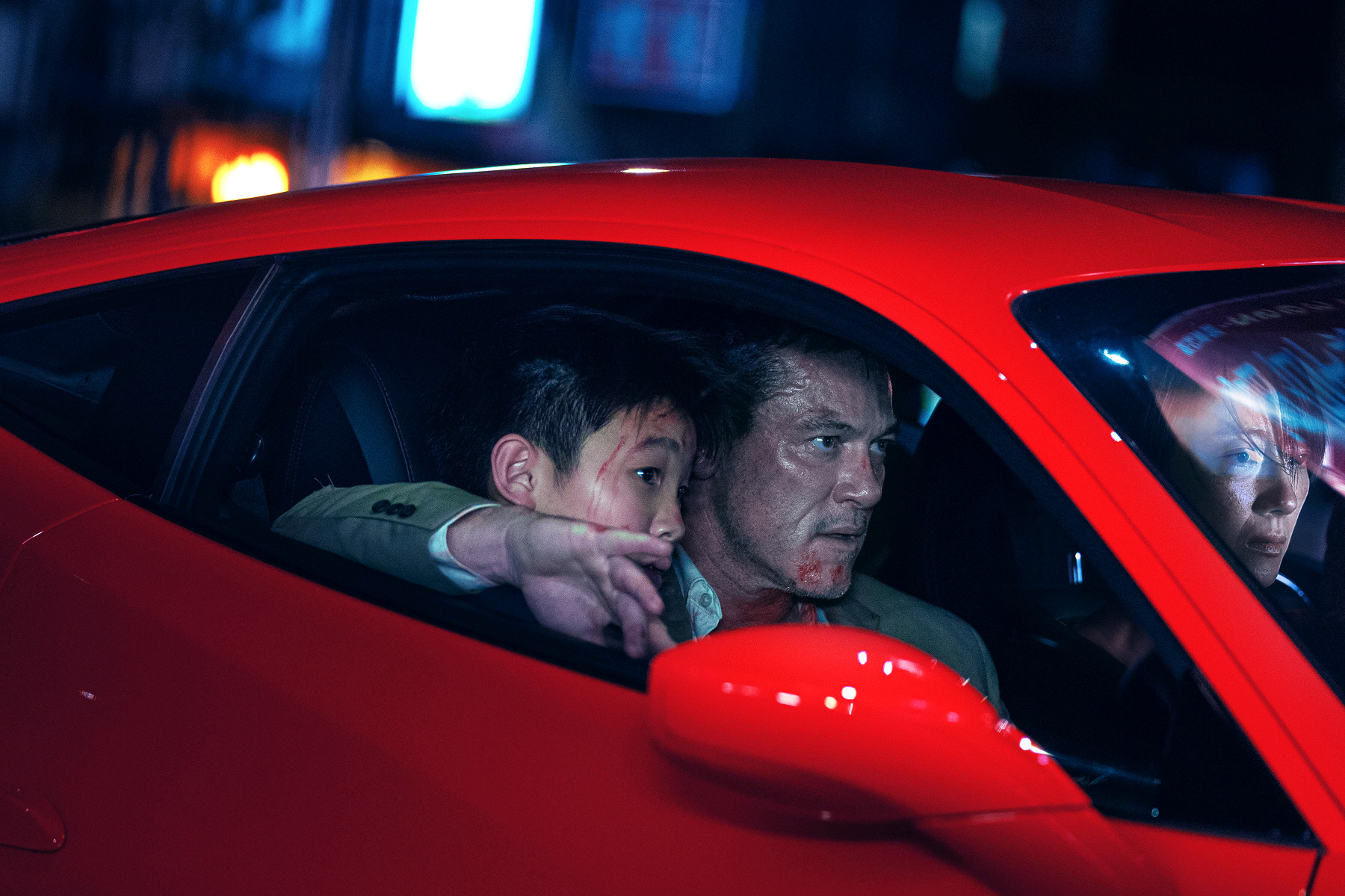 《台北追緝令》全片在台北取景，走過大街小巷， 上演各種動作片戲碼。（采昌國際提供）