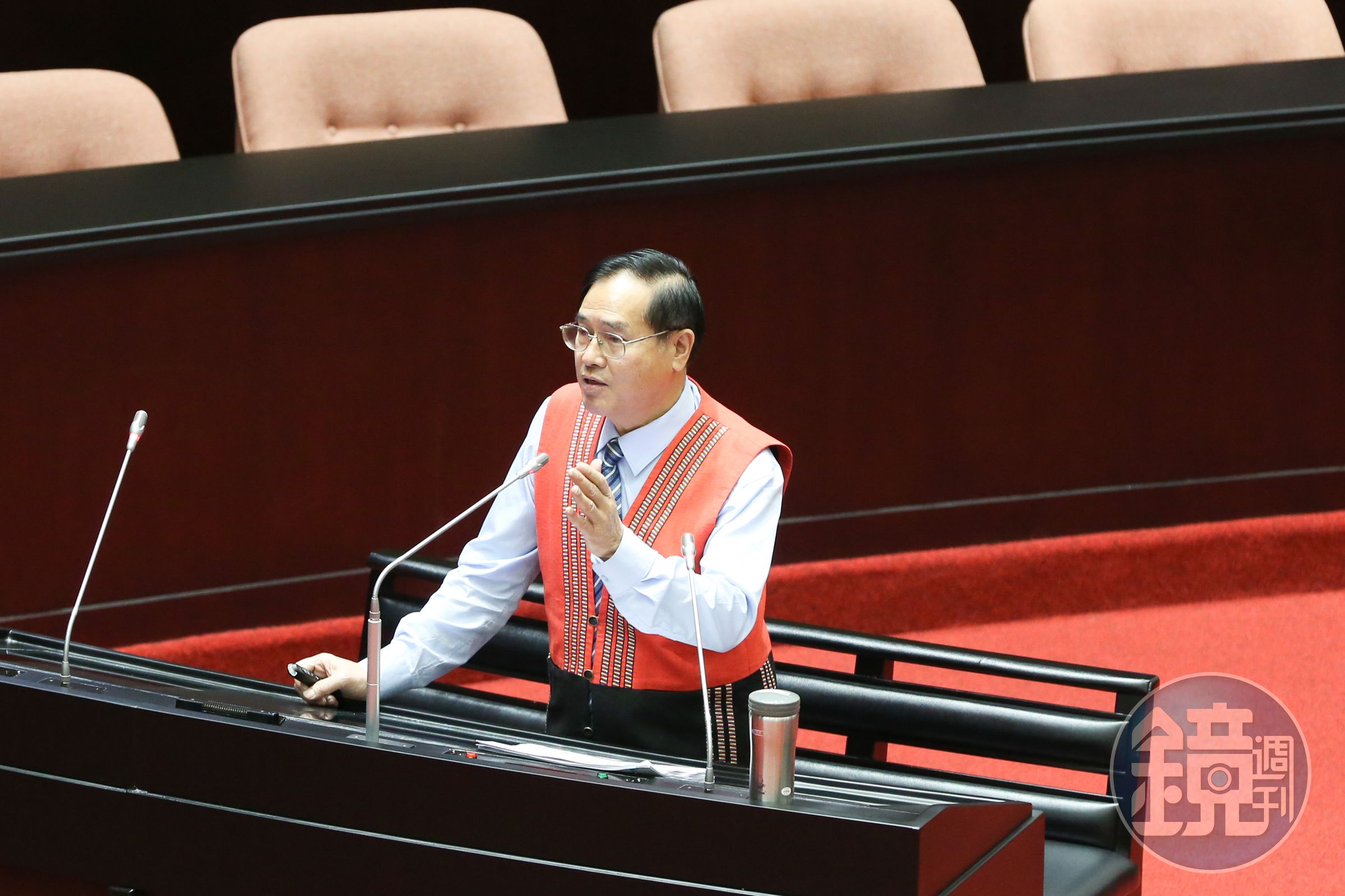 國民黨籍原民立委鄭天財辦公室今日遭檢調人員搜索。(本刊資料照)