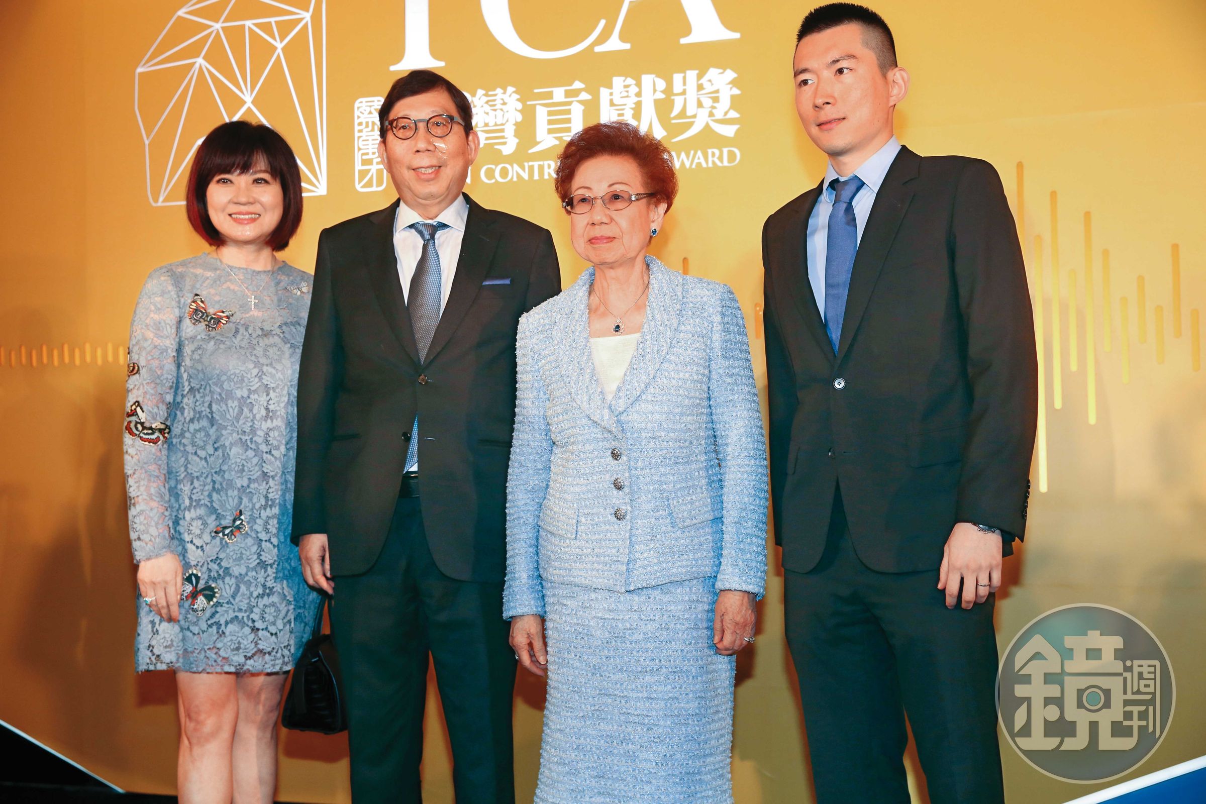 身為三代年紀最長的二董獨子蔡承儒(左)就是最早進入接班梯隊者。