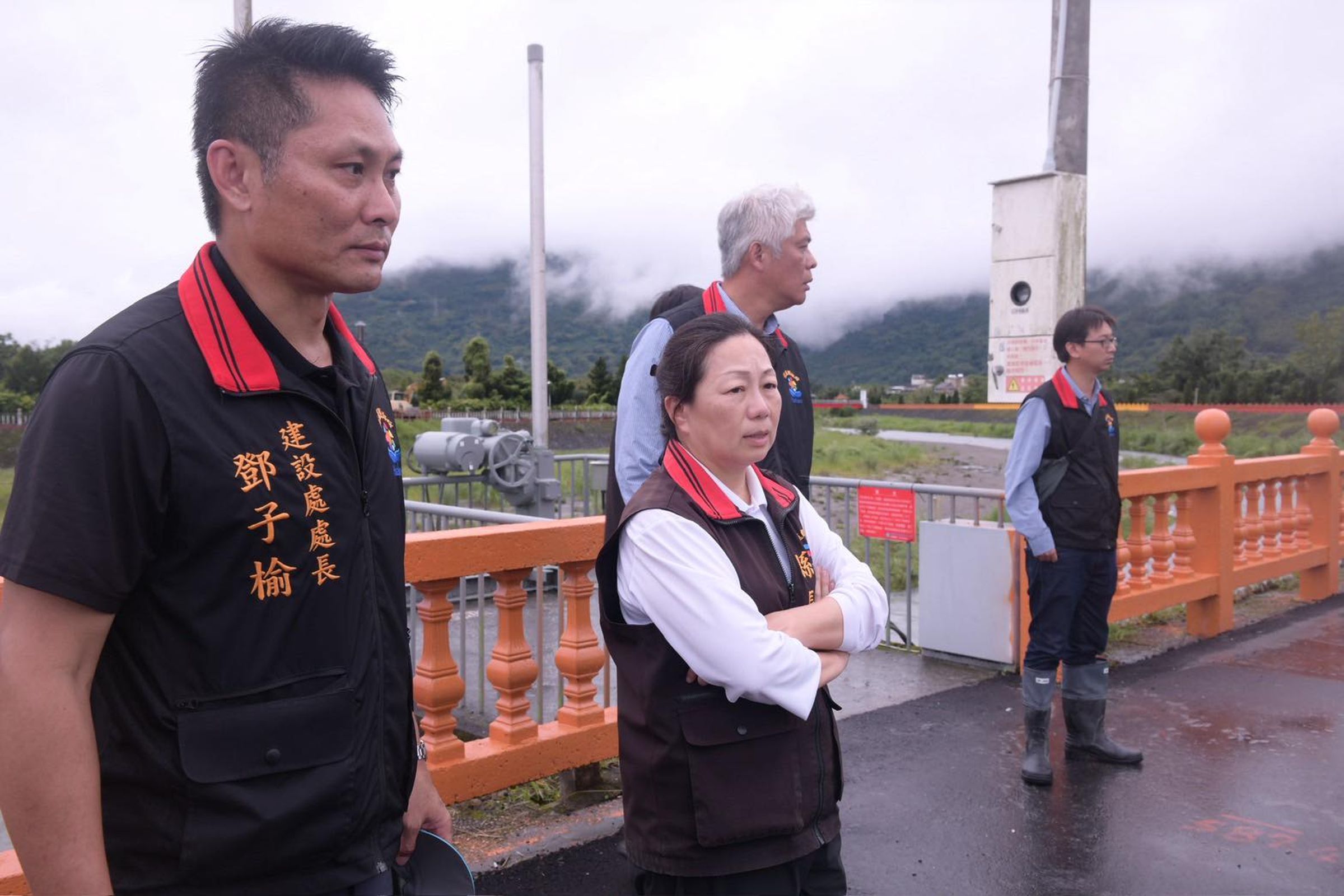 馬太鞍溪新堰塞湖預估下午會發生溢流,縣長徐榛蔚立刻宣布,光復鄉下午1點起停止上班上課。(翻攝自徐榛蔚臉書)