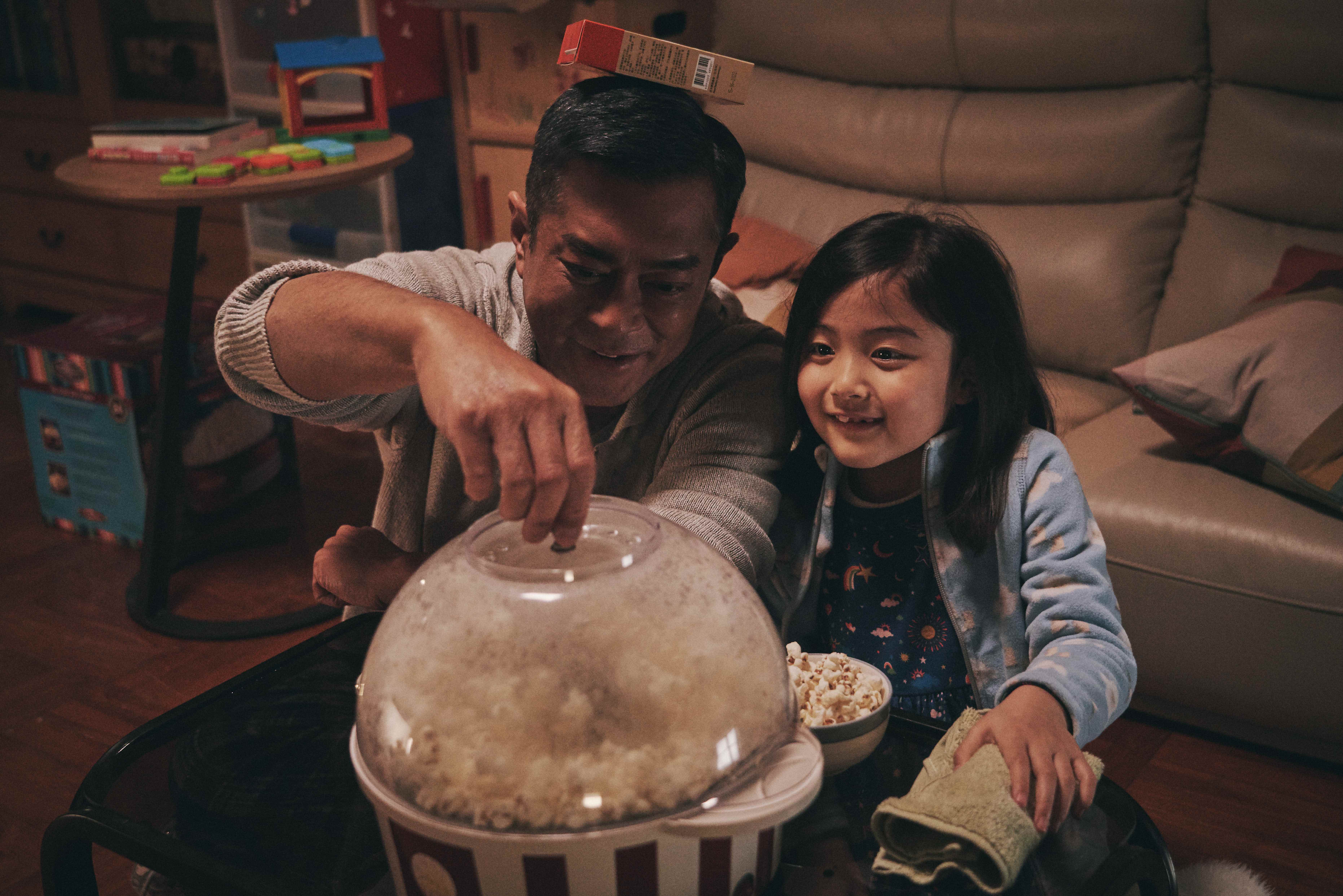 現實生活中古天樂未婚單身，但如今頻頻在大銀幕演爸爸。（華映提供）