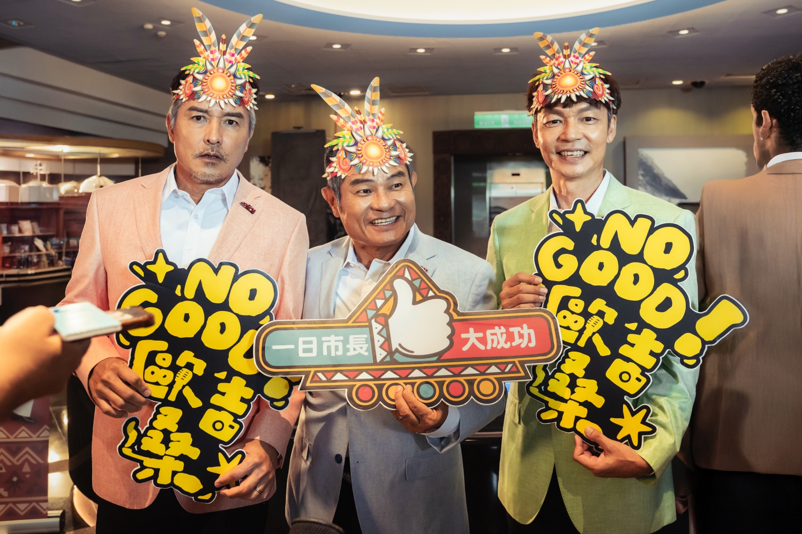 許效舜、 李銘順、李國煌共組「OGS天團」，本周末將合體，展開北中南巡迴馬拉松宣傳。（萬騰文化創意提供）