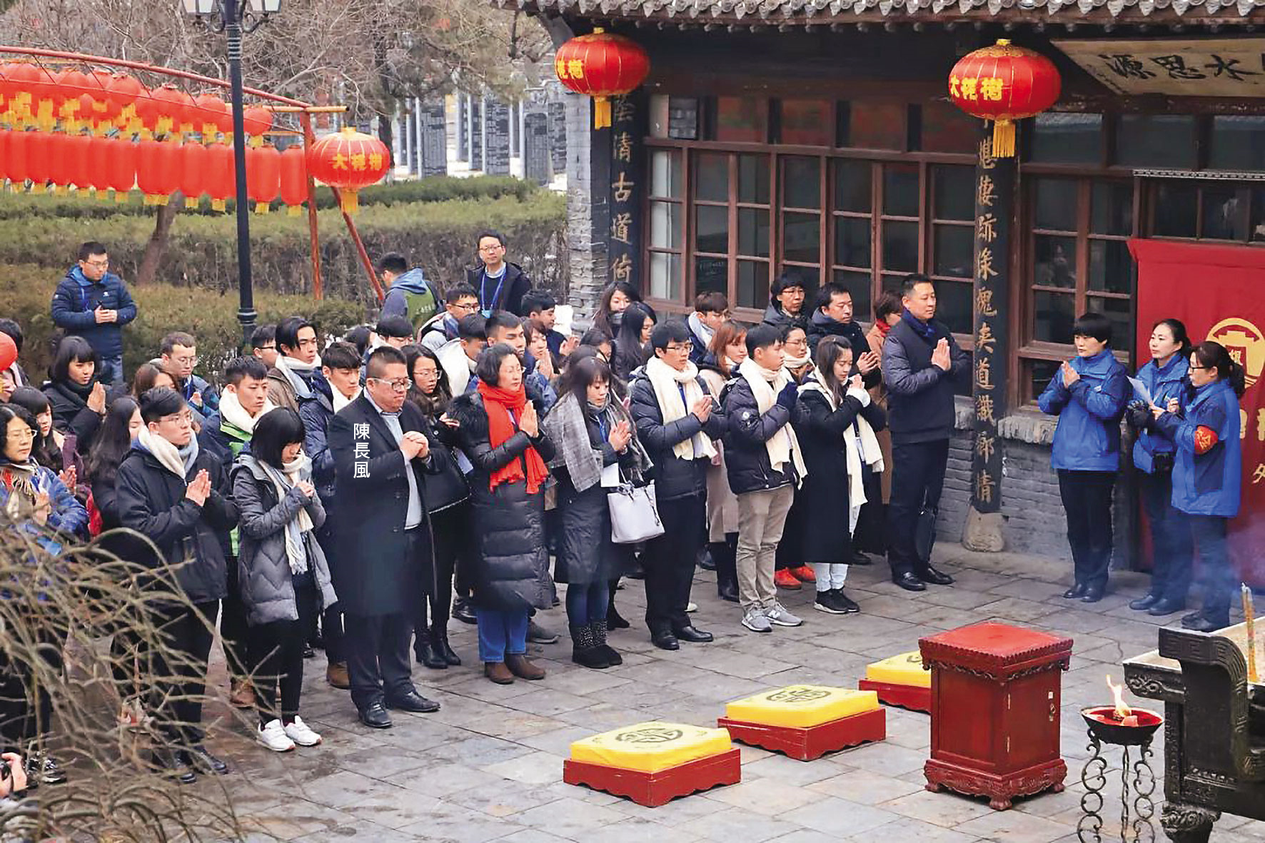 2019年傑青團安排團員到山西洪洞大槐樹尋根祭祖園祭祖。（翻攝微信）