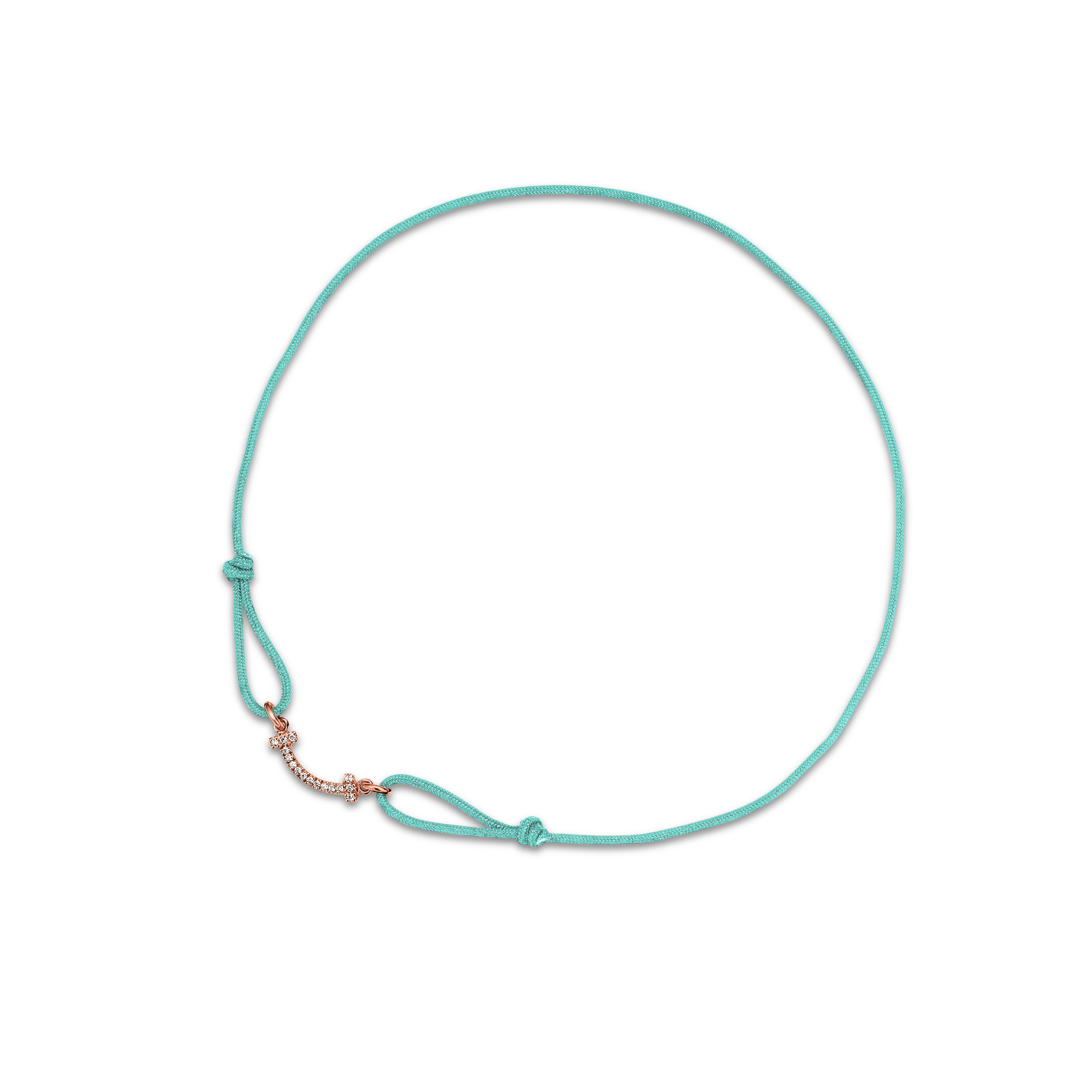 Tiffany T Smile 公益絲繩手鍊（18K玫瑰金鋪鑲鑽石搭配Tiffany藍色纖維繩）。NT$33,000（蒂芙尼提供）