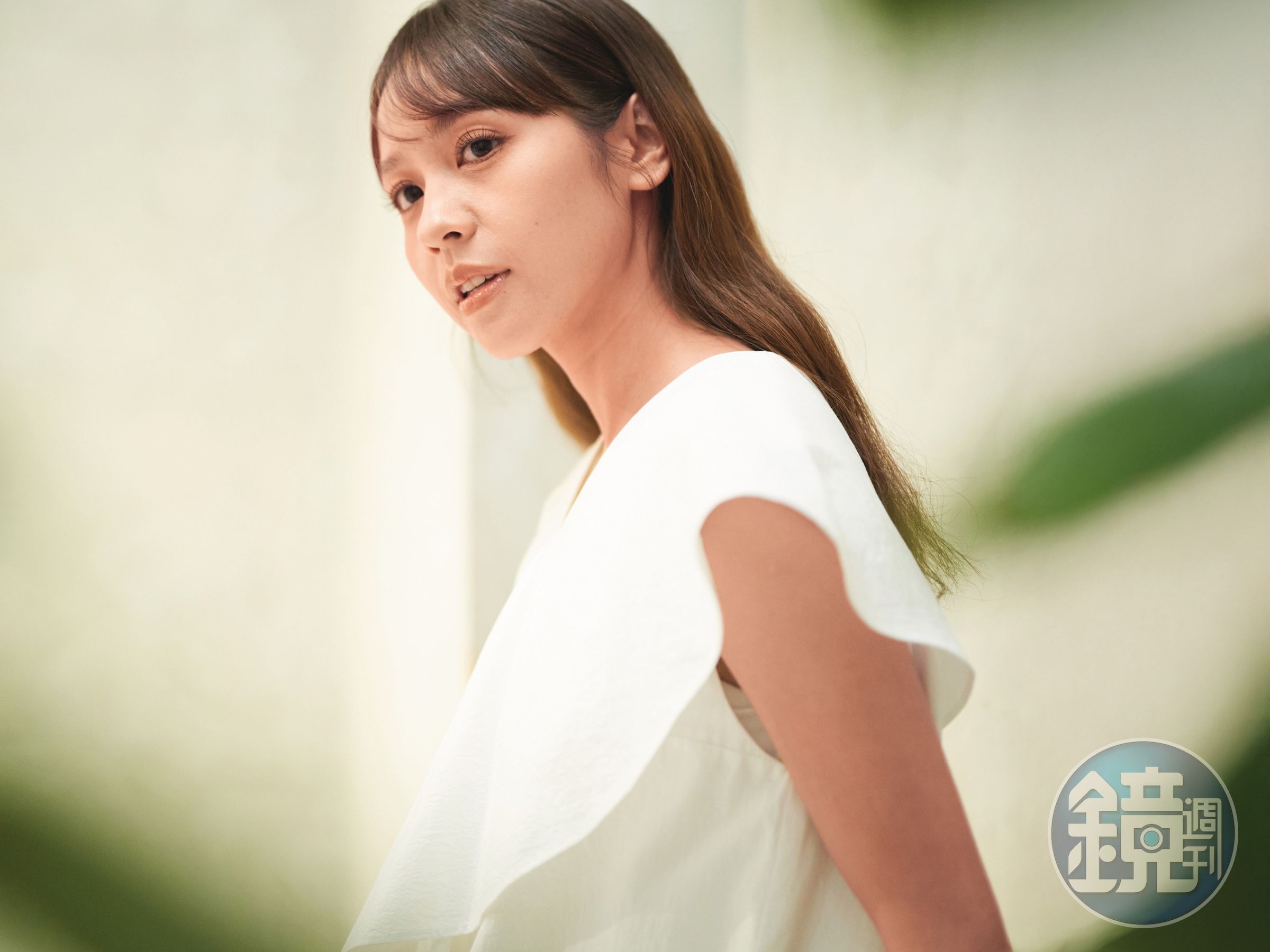 在人人利用社群吸引關注的年代，黃姵嘉對於這些不在意，覺得簡單生活就好，追求心靈的富足。