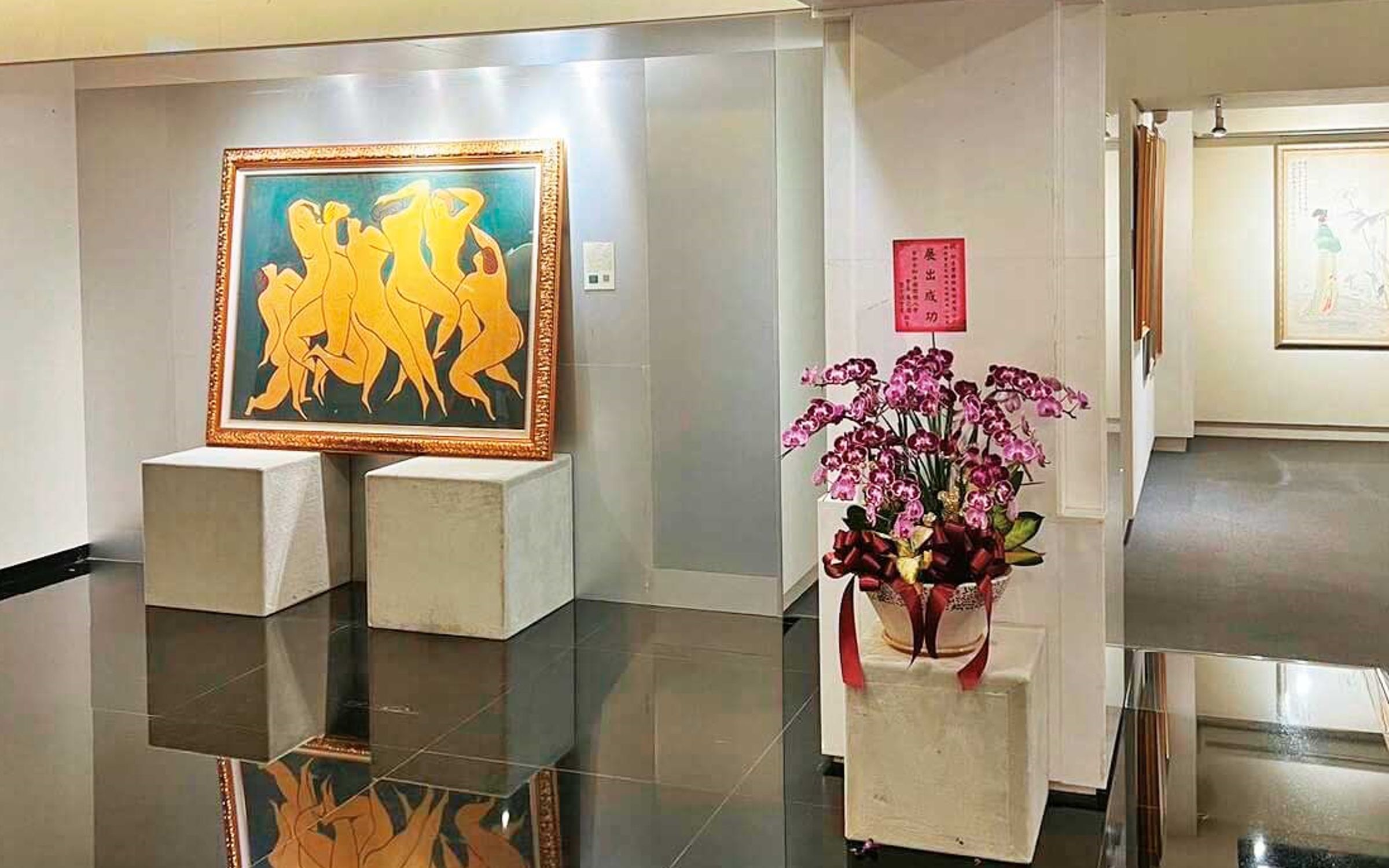 國史館台灣文獻館展出的常玉作品擺設隨便,不像上億元畫作。(社團法人台灣視覺藝術協會提供)