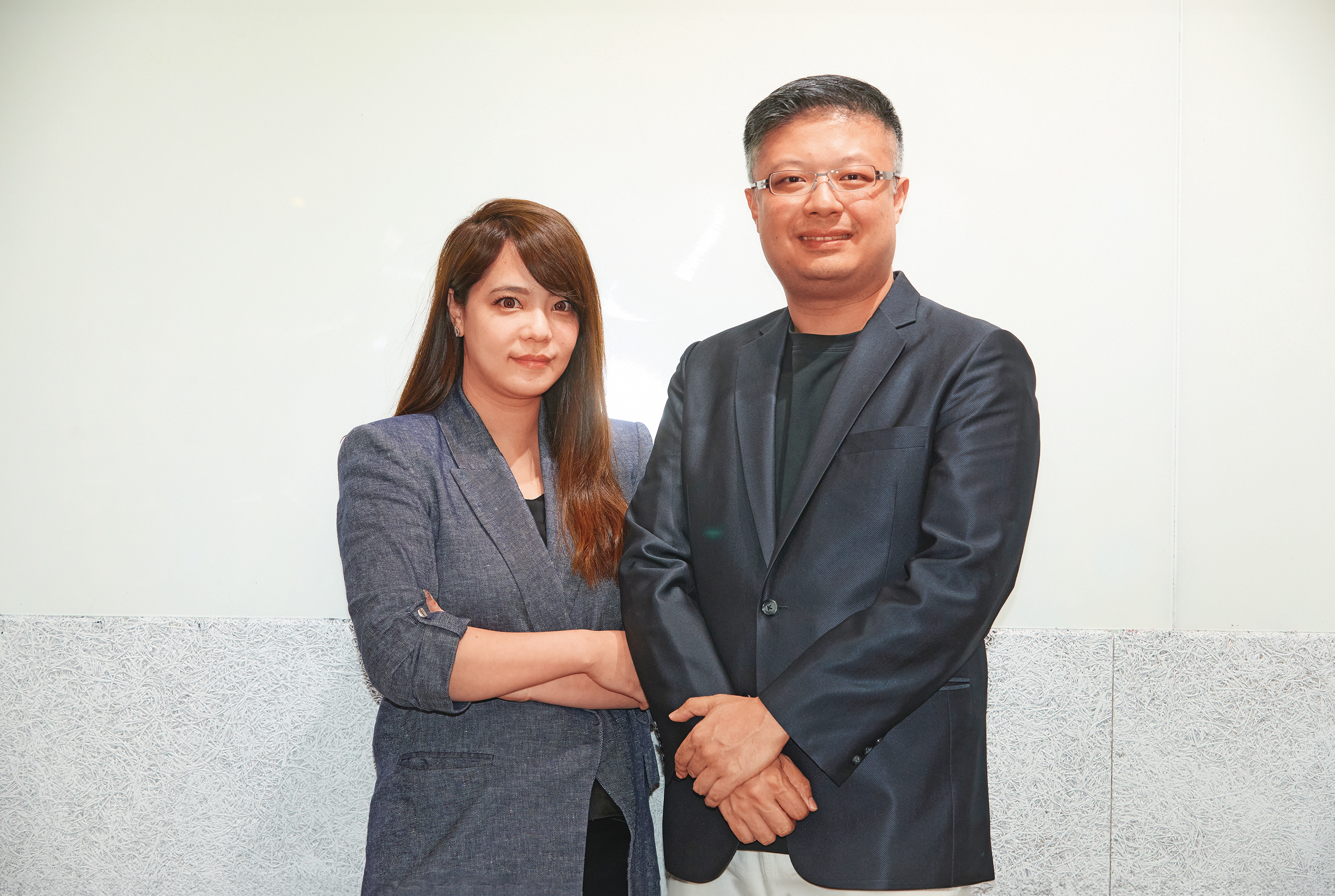 夫妻檔郭柏毅(右)和高莉雅(左),攜手百老匯團隊合作開發新版《囍宴音樂劇》,把台灣故事推向國際。