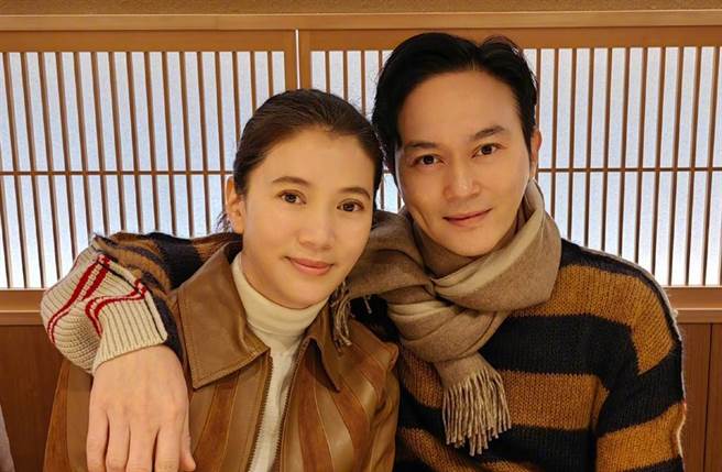 張智霖狂買7,500萬名牌包送袁詠儀。（翻攝自袁詠儀微博）