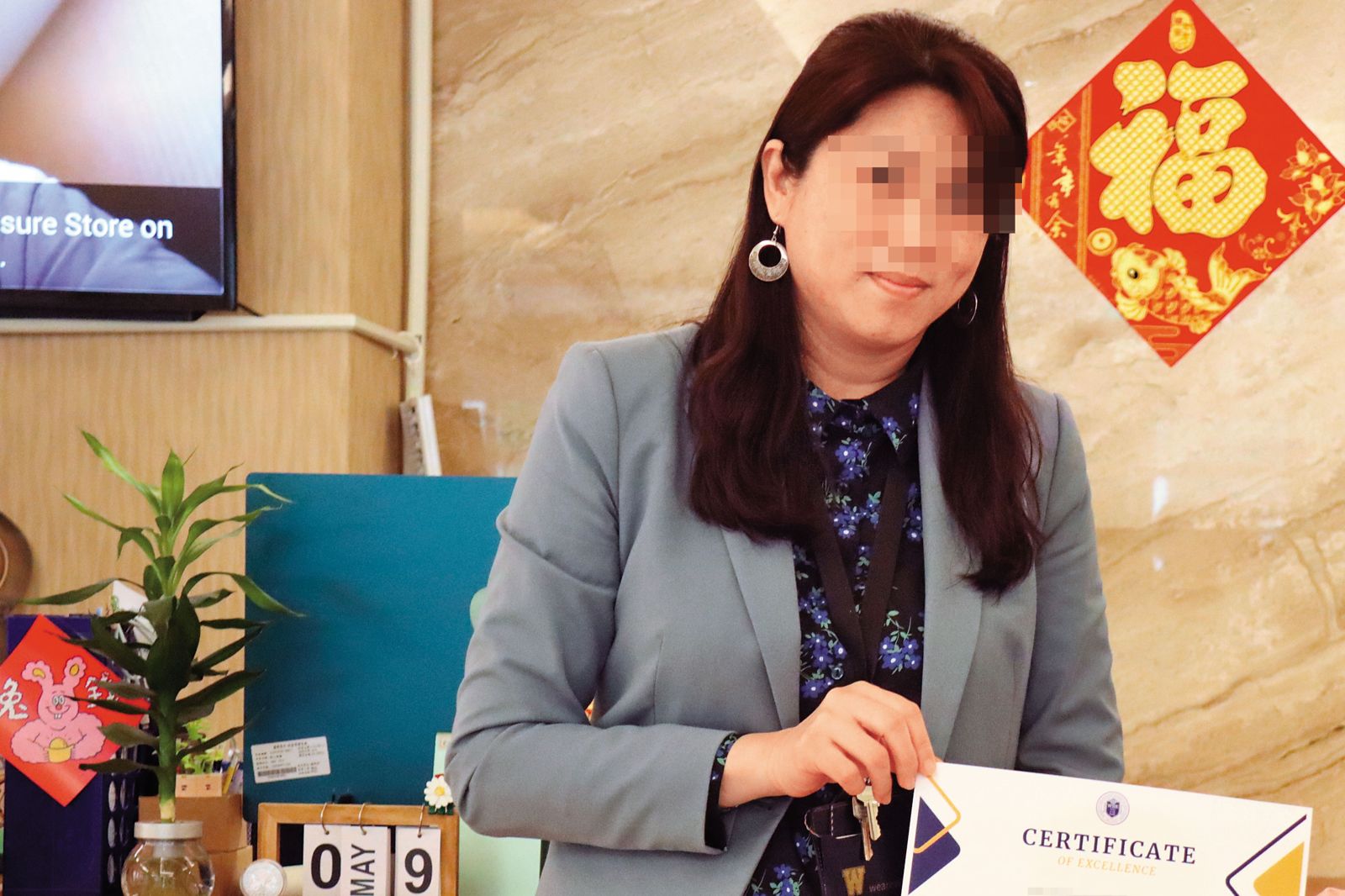 金錢豹老董反擊2/控葳格校園工程完工才補章疑點多 校長串證對話曝光