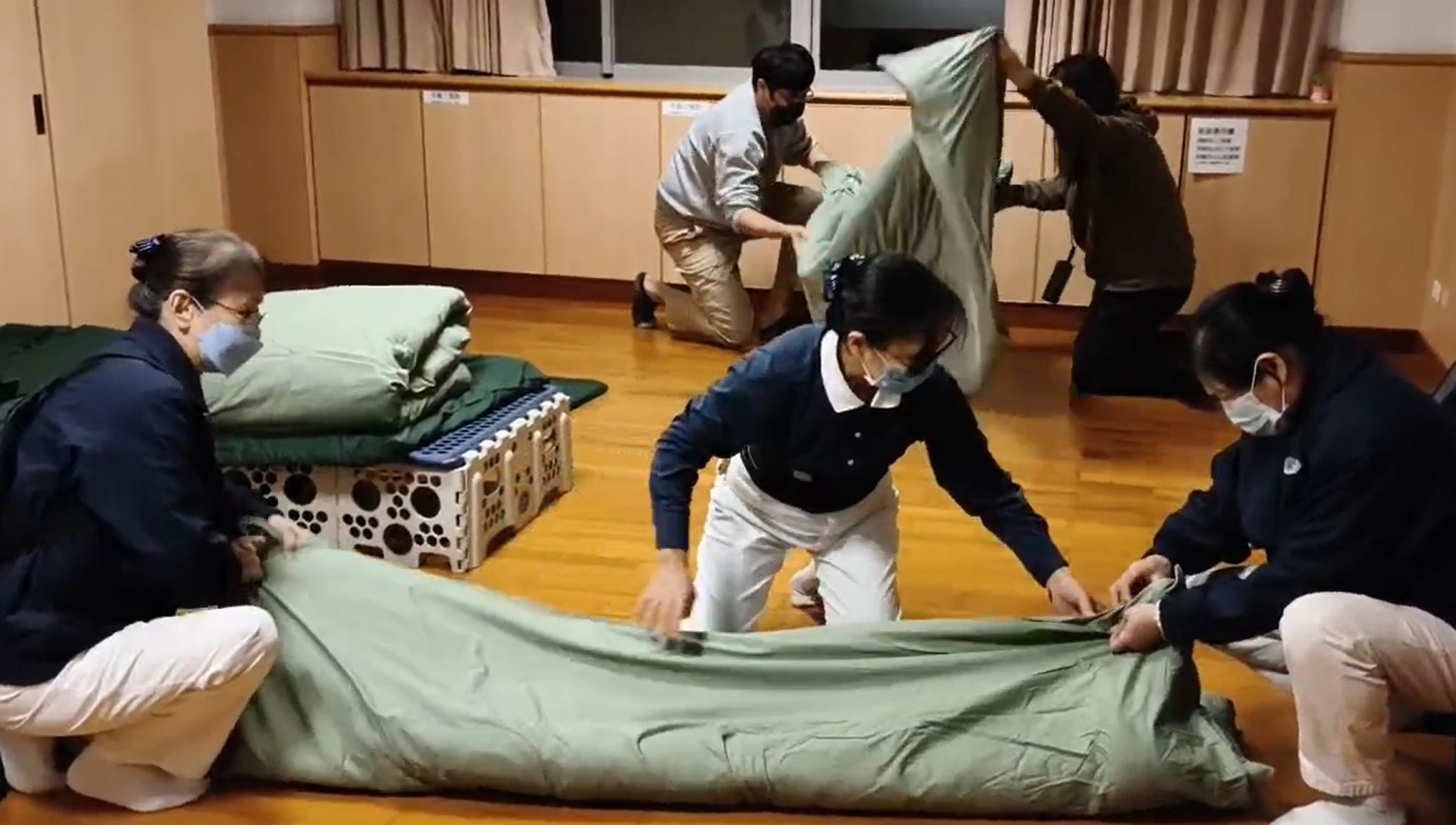 慈濟志工緊急投入關懷行動。（慈濟基金會提供）
