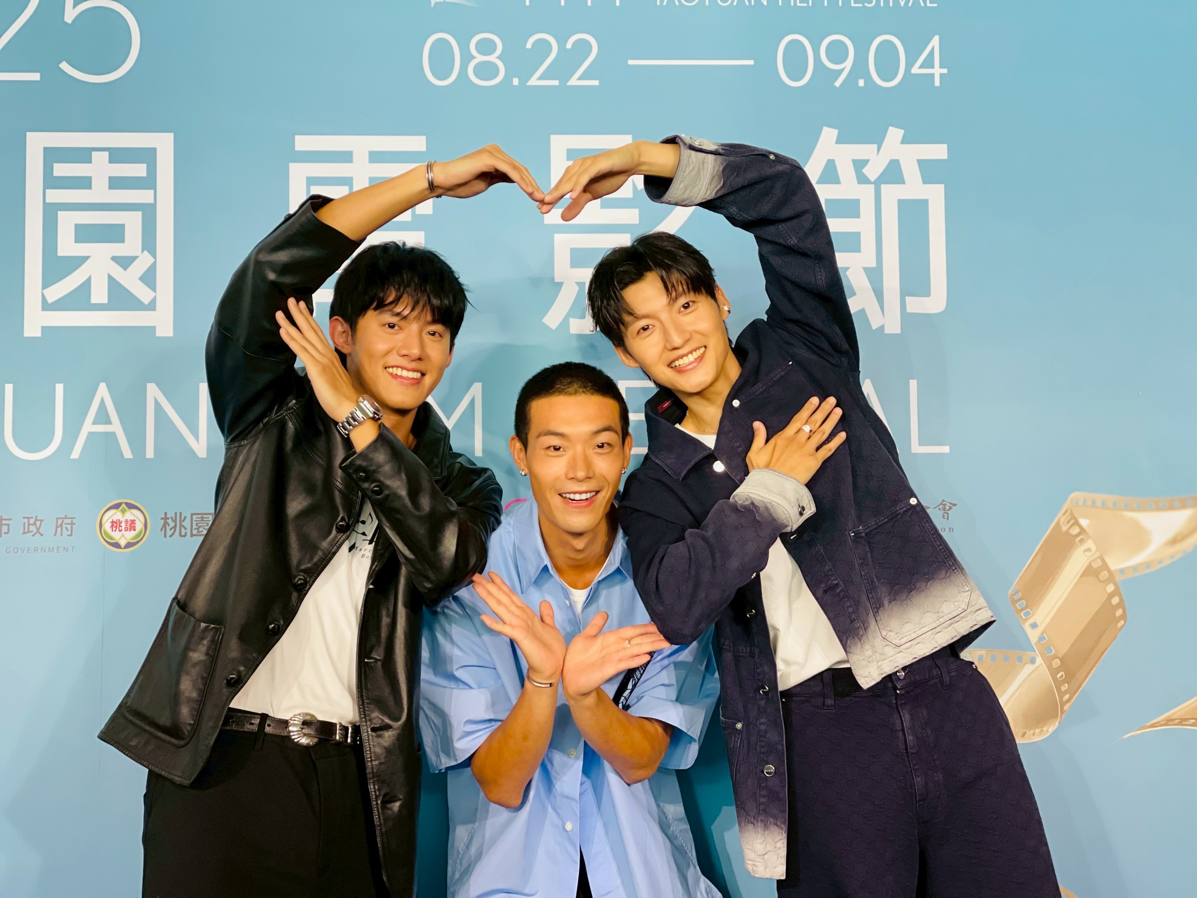 《進行曲》余杰恩（左起）、牧森、劉育仁進行映後座談時收穫不少迷妹尖叫，3人在鍛鍊體格與練樂器上有著革命感情。（桃園電影節提供）