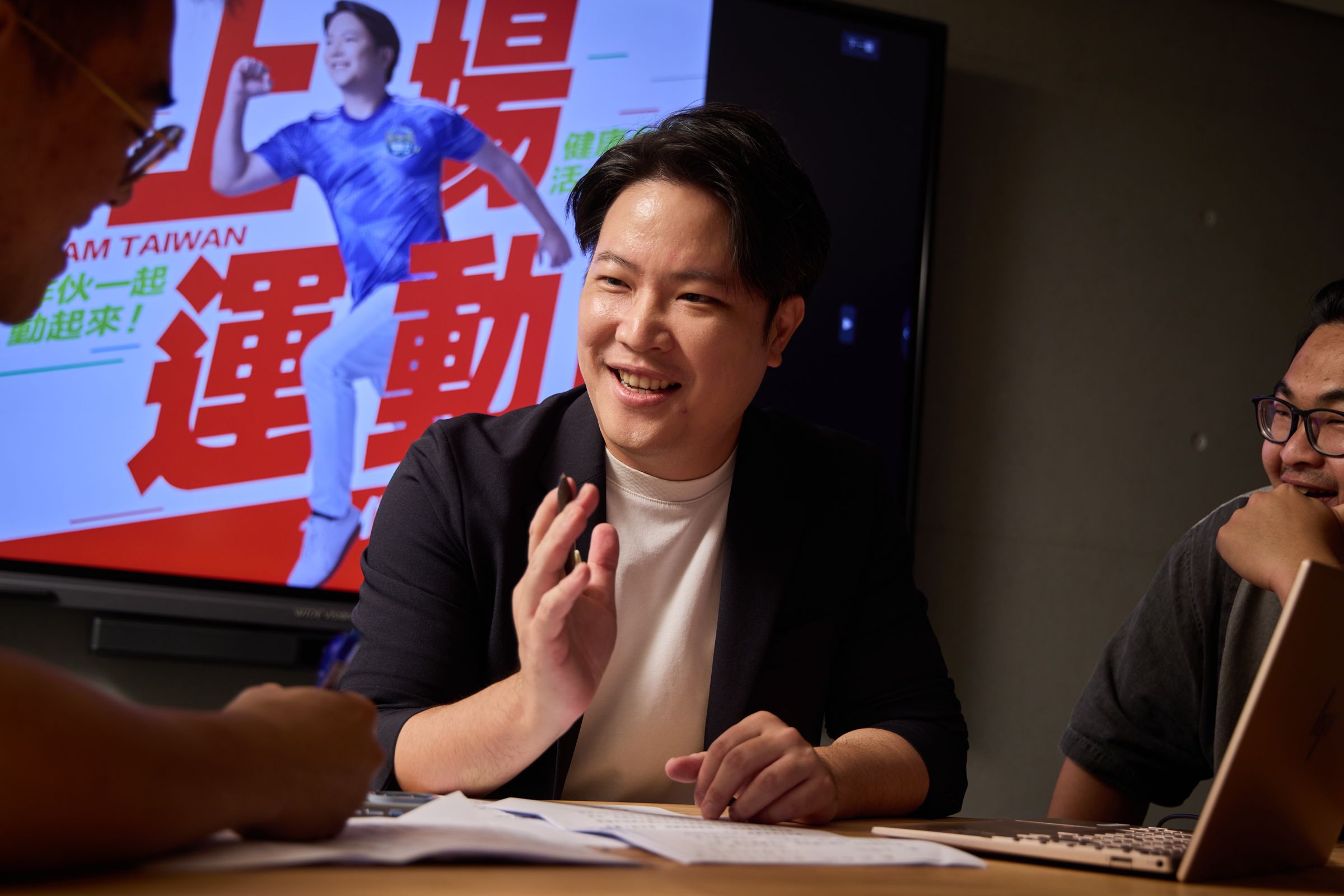 高揚凱坦言離開國民黨雖背負壓力與家人沉默，但為了擺脫內鬥與守舊的「醬缸文化」，他仍選擇堅定走自己的路。