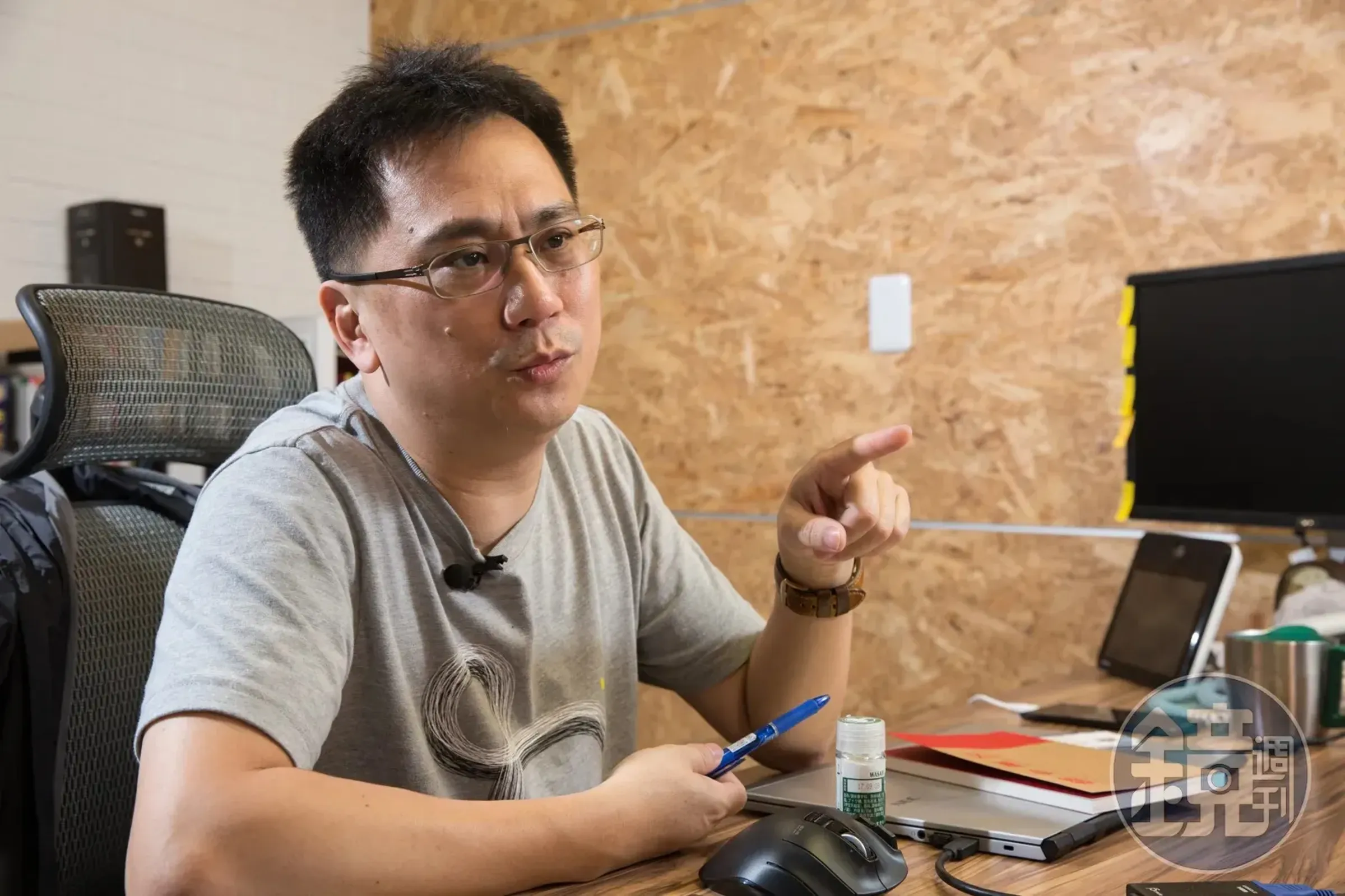 486先生認為館長政治立場搖擺，導致本土粉絲發起抵制，但又沒討好到中國官方，因此兩頭落空。（本刊資料照）