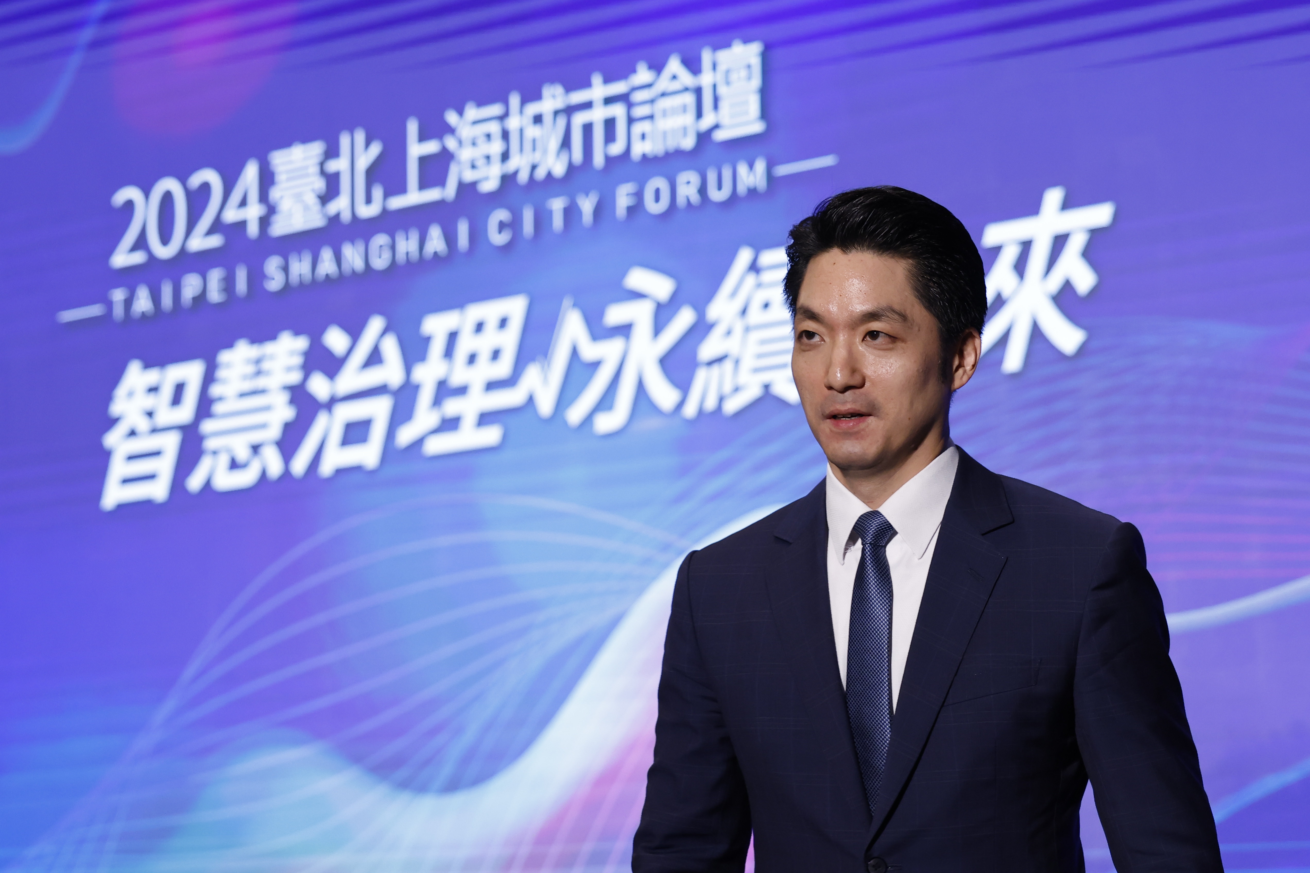 蔣萬安回應上海所贈的禮包，「我要謝謝上海方的用心」。