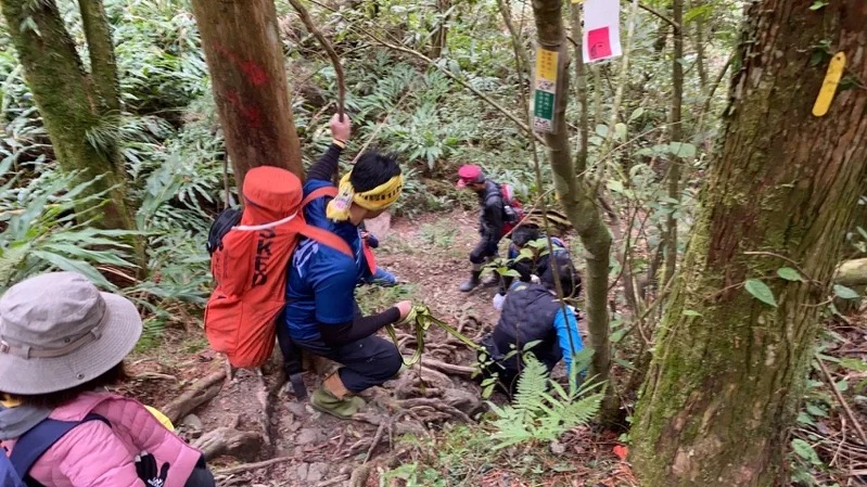 大學生6人日前挑戰「南三段」受困斷糧，打119向消防局求助。（非當事人，南投消防局提供）