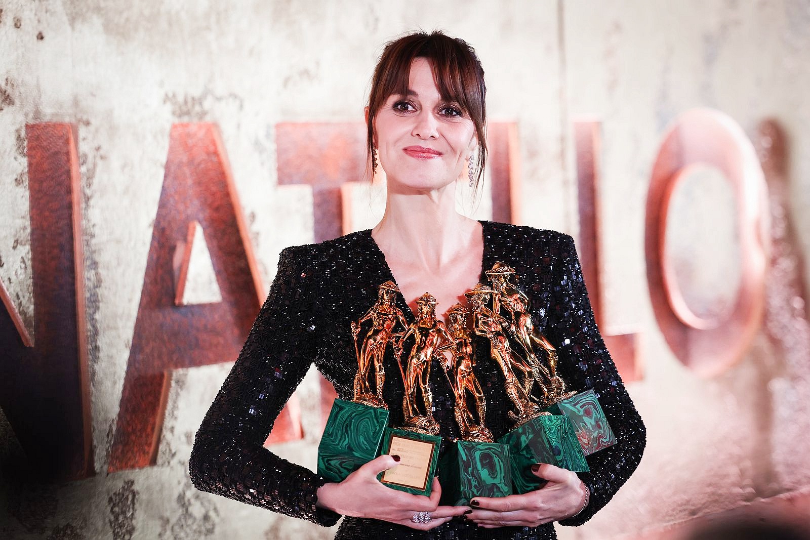 演而優則導的義大利女星寶拉寇提莉絲首度執導電影,勇奪義大利「大衛獎」6項大獎,個人就包辦5項。(海鵬提供)