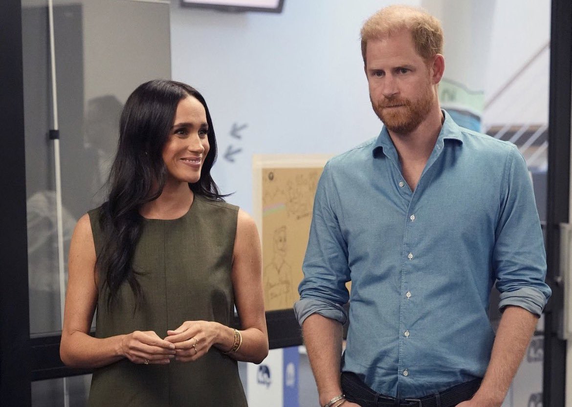 哈利王子和梅根在澳洲展開第三天行程，聚焦心理健康和社群媒體影響。（翻攝X@meghanmupdates）