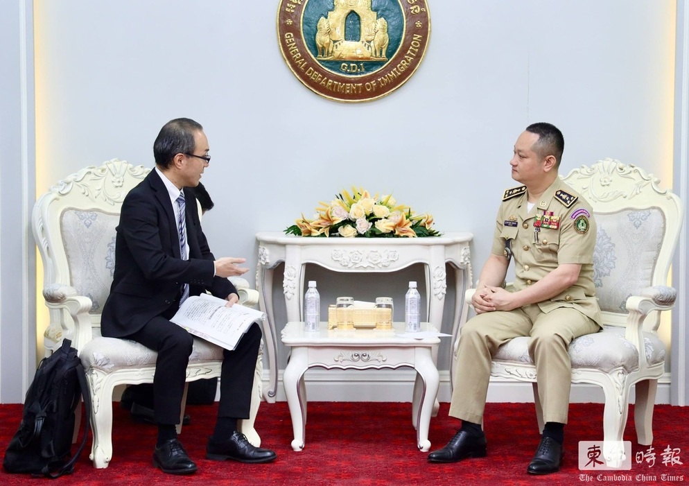 日本警察高層官員訪問柬埔寨,商討兩國合作打擊犯罪。(翻攝自柬中時報)
