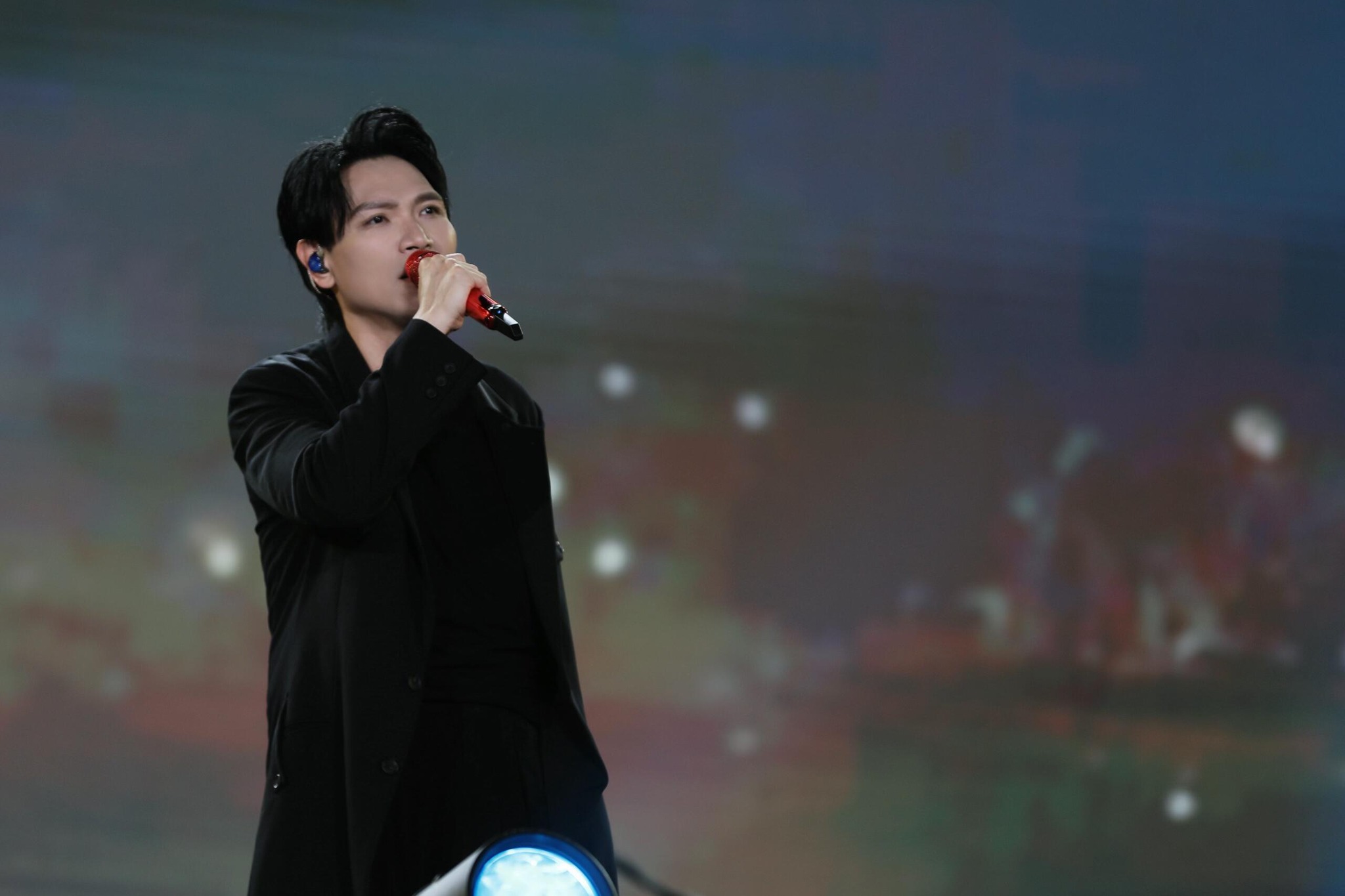 歌手楊宗緯（圖）當年因張忠信的助攻，成為《超級星光大道》人氣王。（翻攝自臉書 / 楊宗緯國際鴿窩後援會）