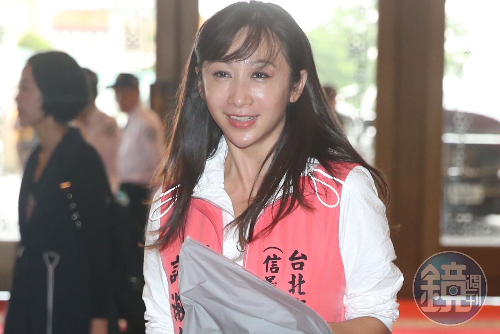 「代理孕母」作文模擬考題惹議　她列3點要求：退費等彌補措施
