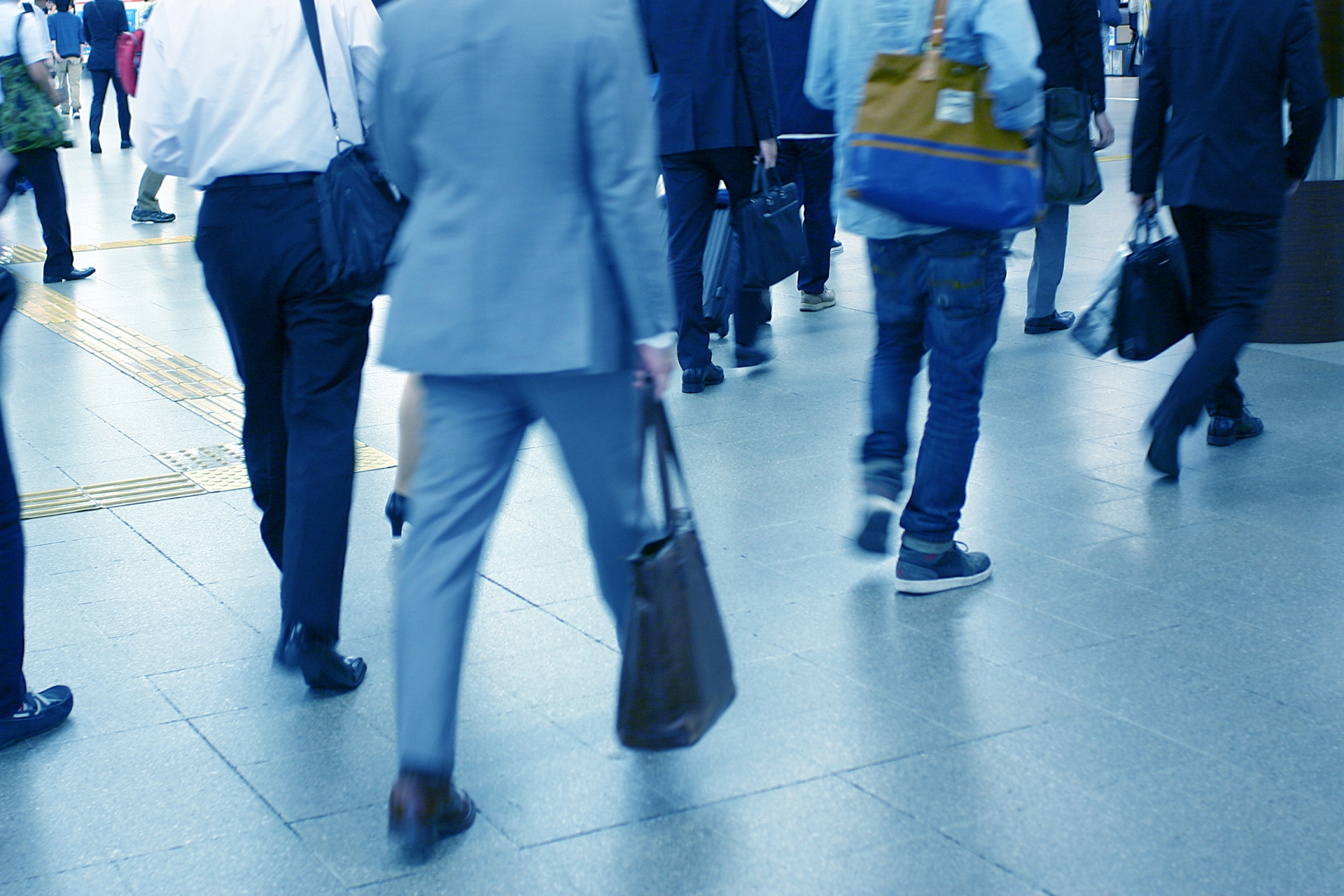 最新研究發現，週休3日可提升員工工作效率，且改善身心健康。（示意圖，photoAC）