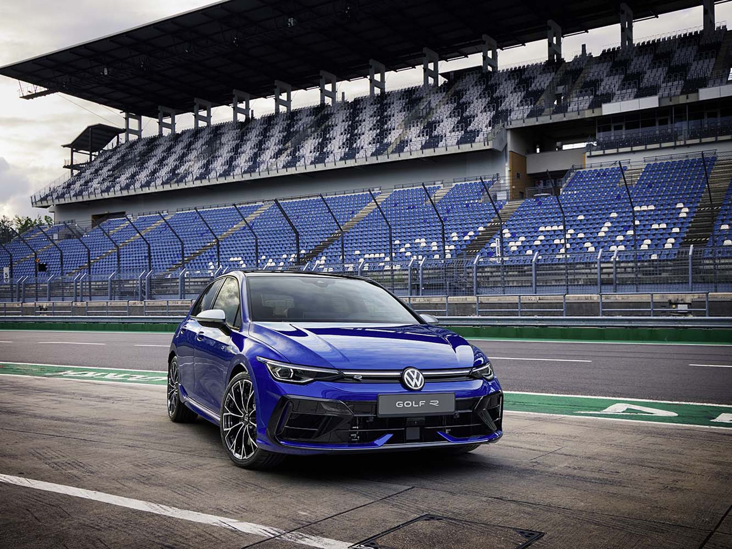 Volkswagen Golf R