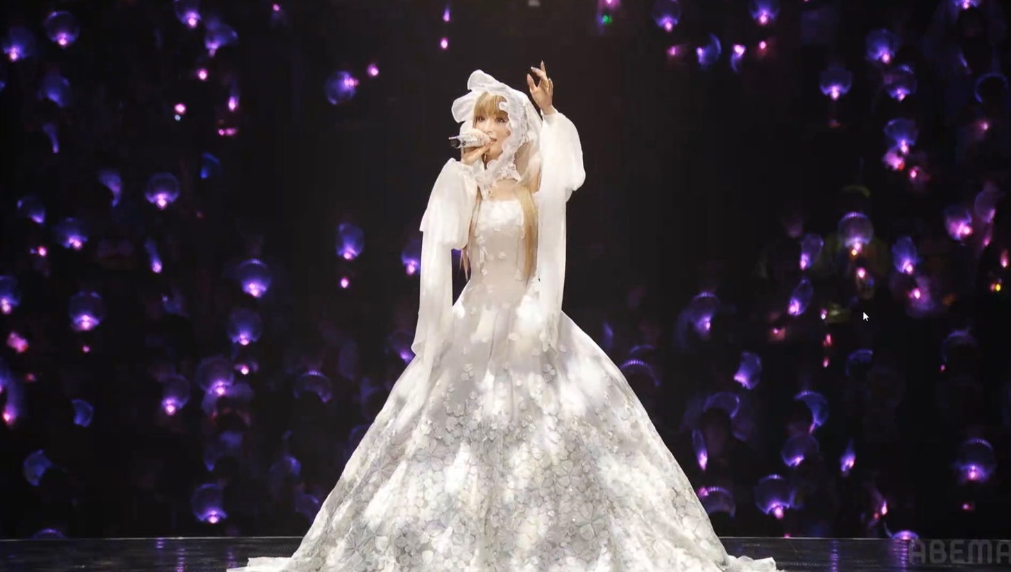 濱崎步今（8日）在東京舉辦演唱會，驚喜公開亞巡地點。（網路圖片）