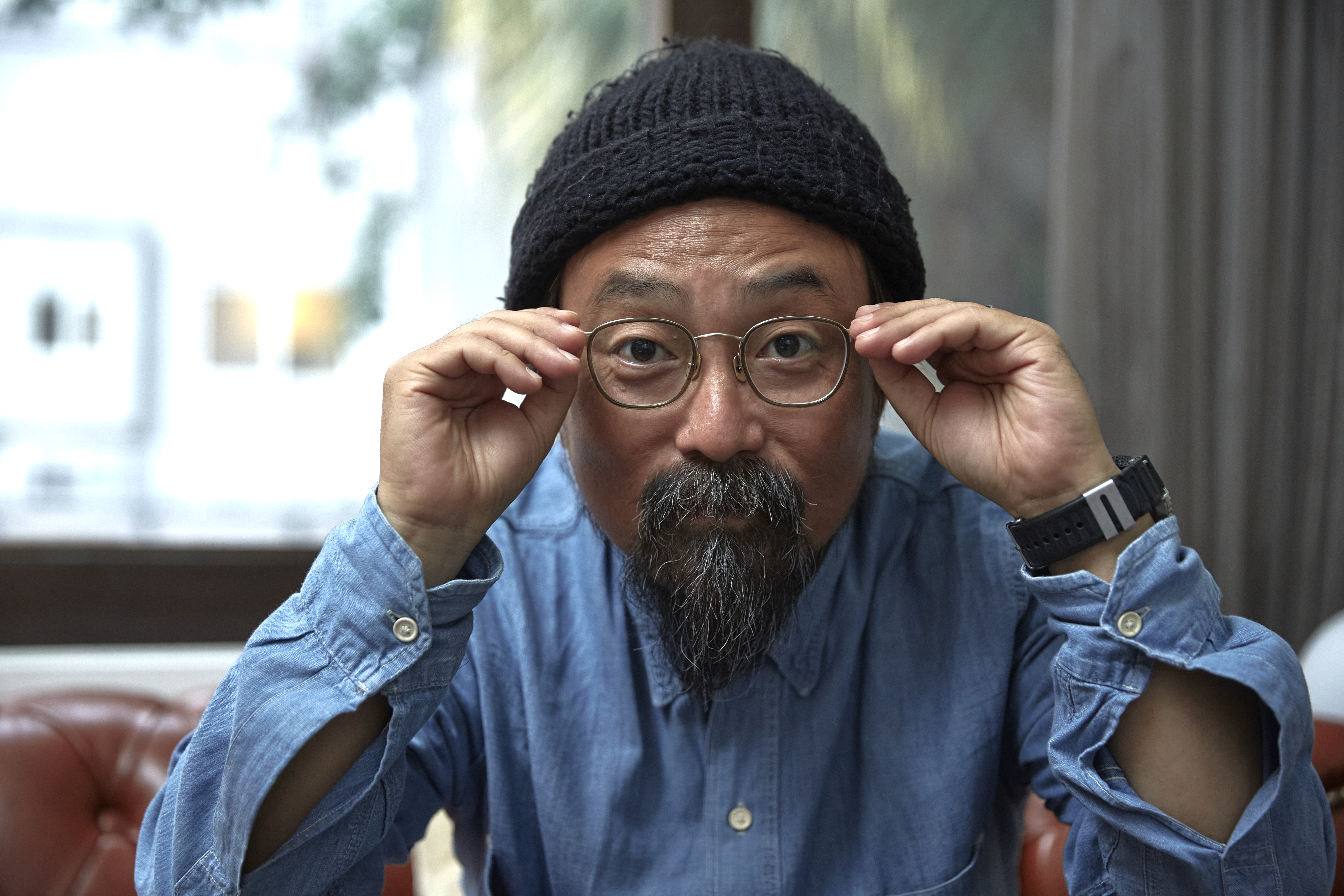 山下敦弘在開拍前與綾野剛討論許多作品的主軸，在角色的表演上則全面尊重綾野剛的意見。