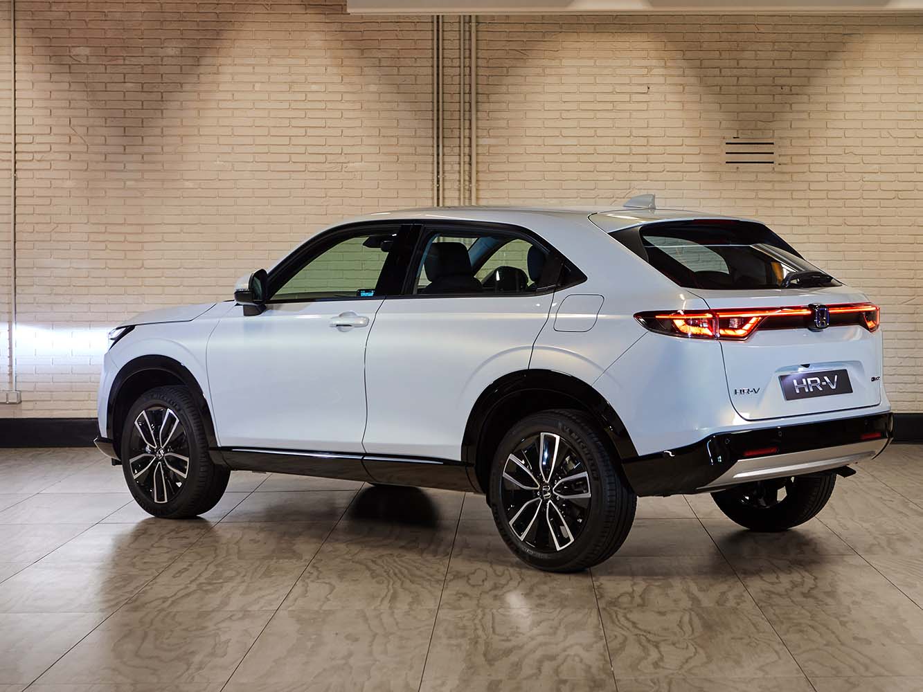 年度車款5/2025風雲車　電油小幫手-HONDA HR-V e:HEV