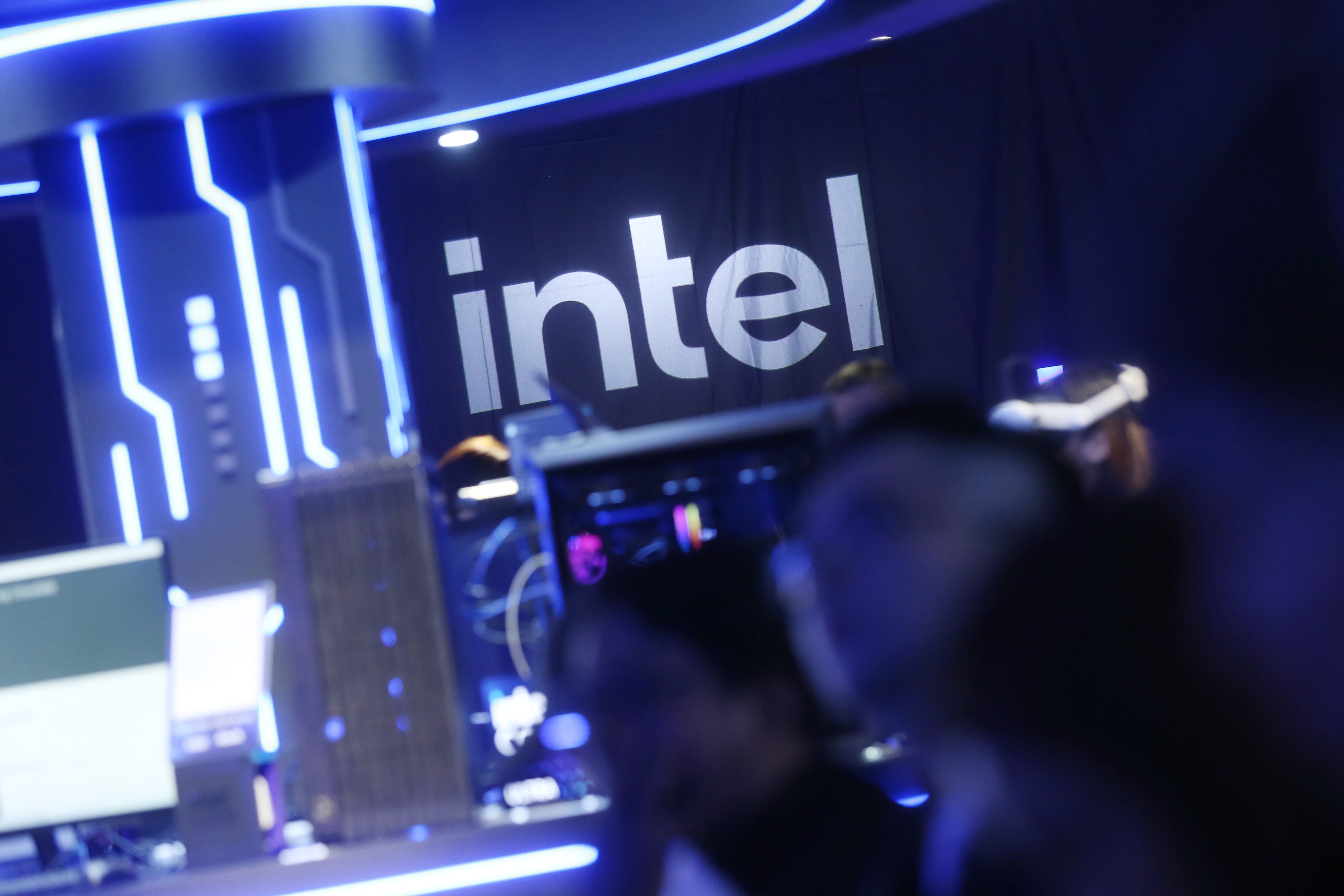 英特爾近日宣布，將重新提供免費茶水與咖啡給員工，這項福利原本是英特爾為了降低成本而取消的。（本刊資料照）