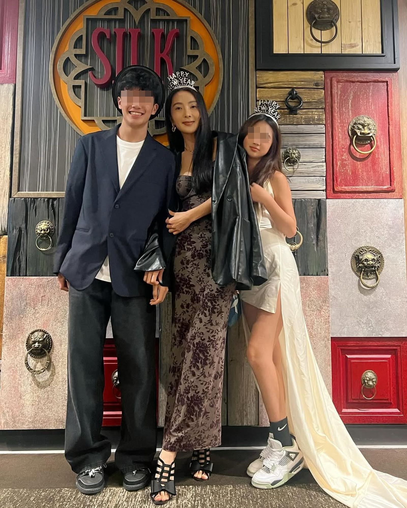 吳速玲和一雙兒女。（翻攝5400wu IG）