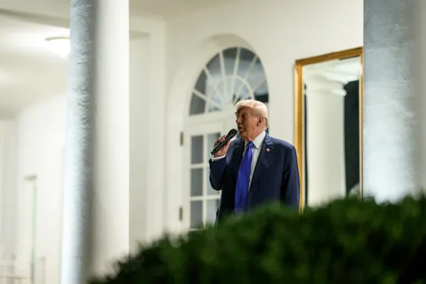 美國政府已停擺3週，白宮表示，至少逾1萬名聯邦員工可能被解雇。（取自白宮官網）