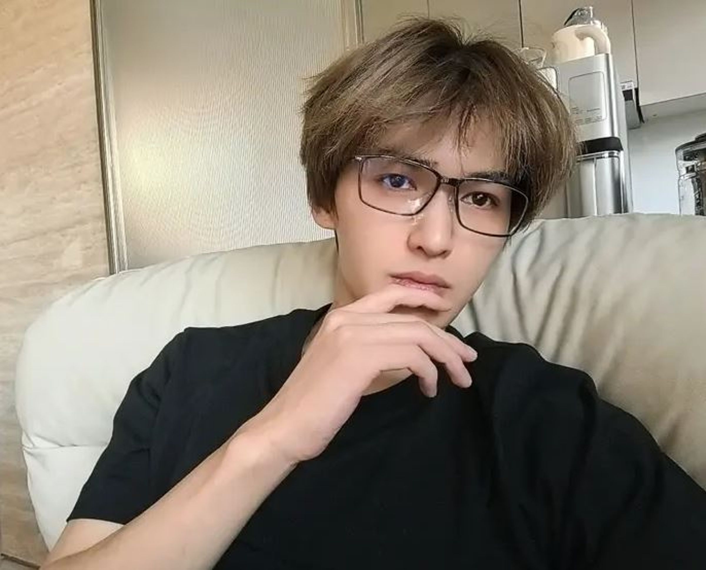 朱正廷月初時自家著火,所幸家人都無礙。(翻攝自朱正廷微博)
