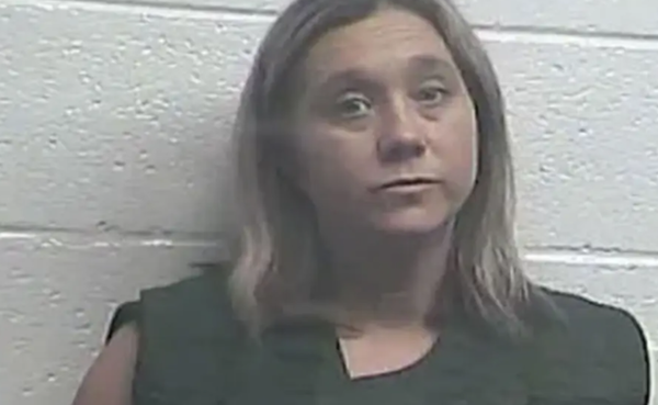 菲利普斯坦承,曾與多名未成年男生發生性關係。(翻攝,Garrard County Sheriffâs Department)