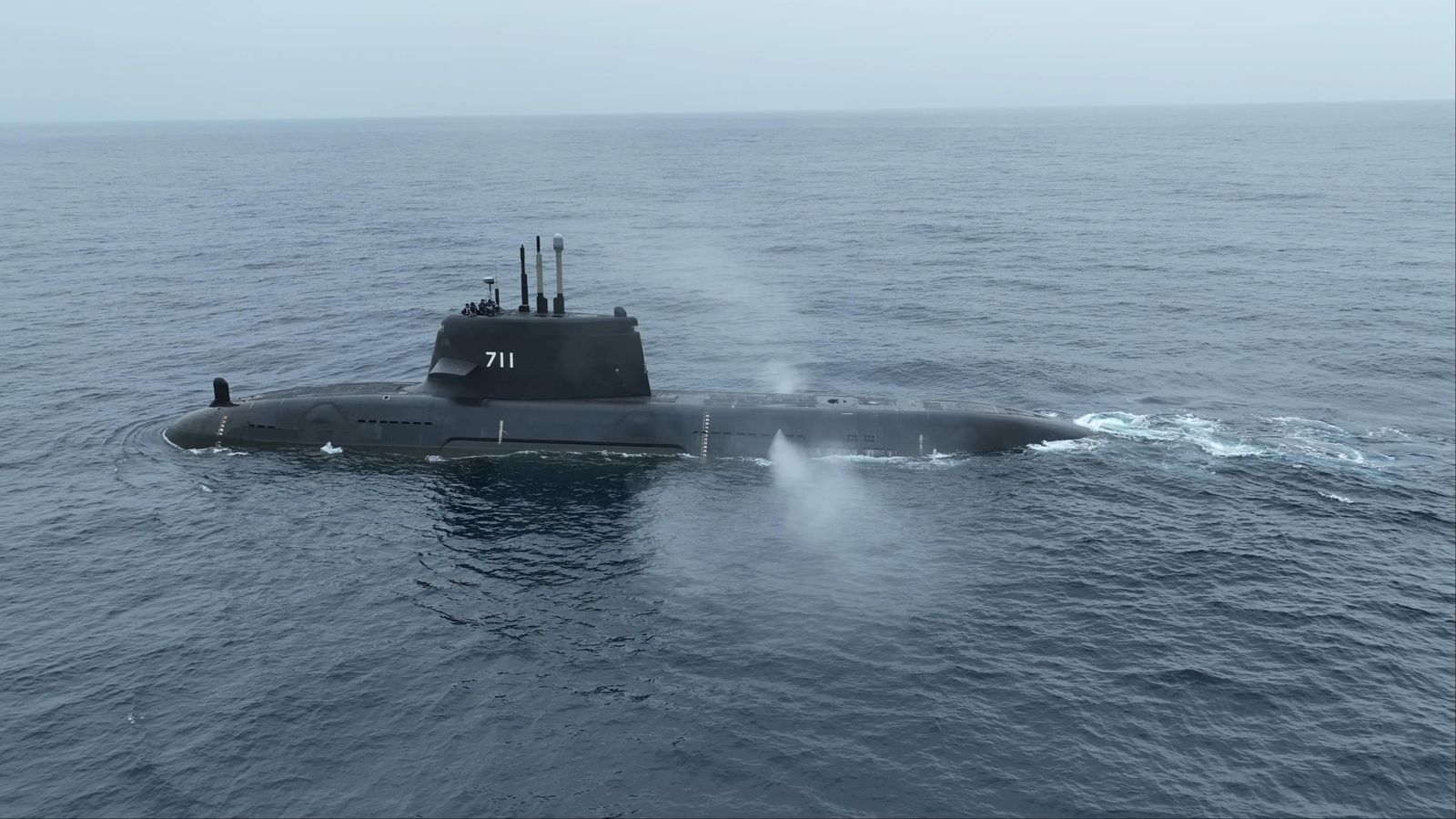 台海攻防!海鯤號首度潛航告捷 無懼中共解放軍騷擾挺進百米海測