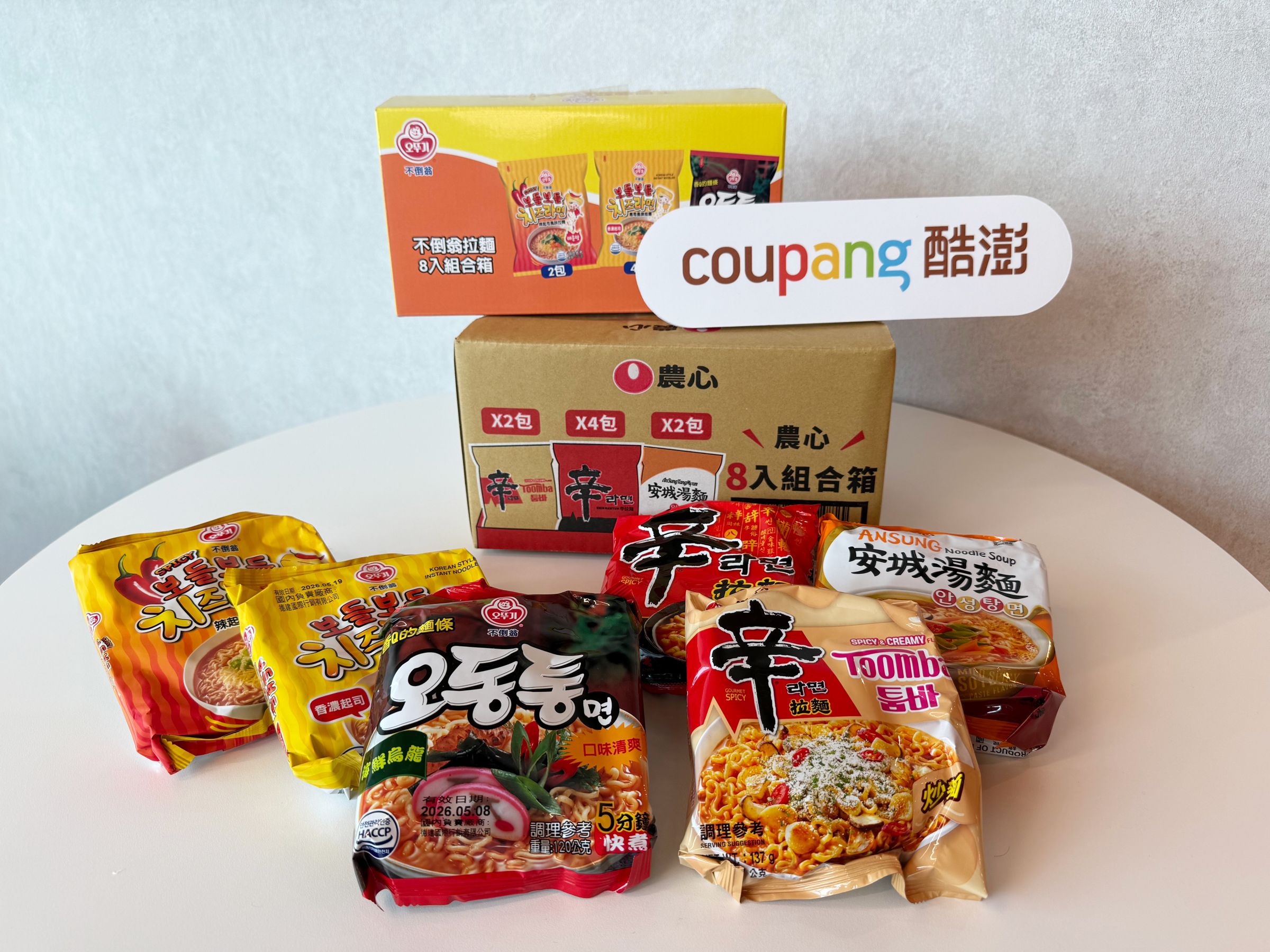 Coupang酷澎與泡麵品牌農心、不倒翁合作，集結人氣品項推出超划算中元節組合箱。