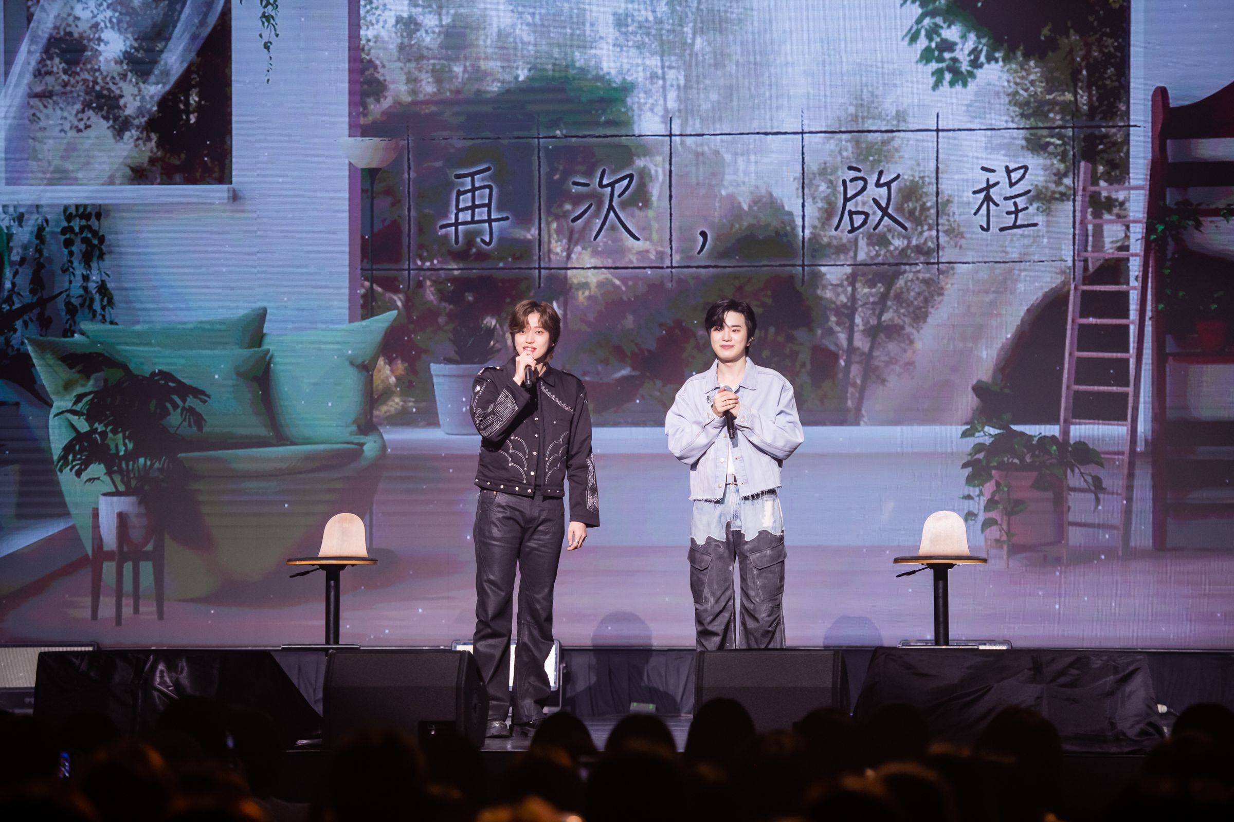 INFINITE李成種（右）請來TEEN TOP主唱Niel擔任見面會嘉賓。（ON INN ASIA 提供）