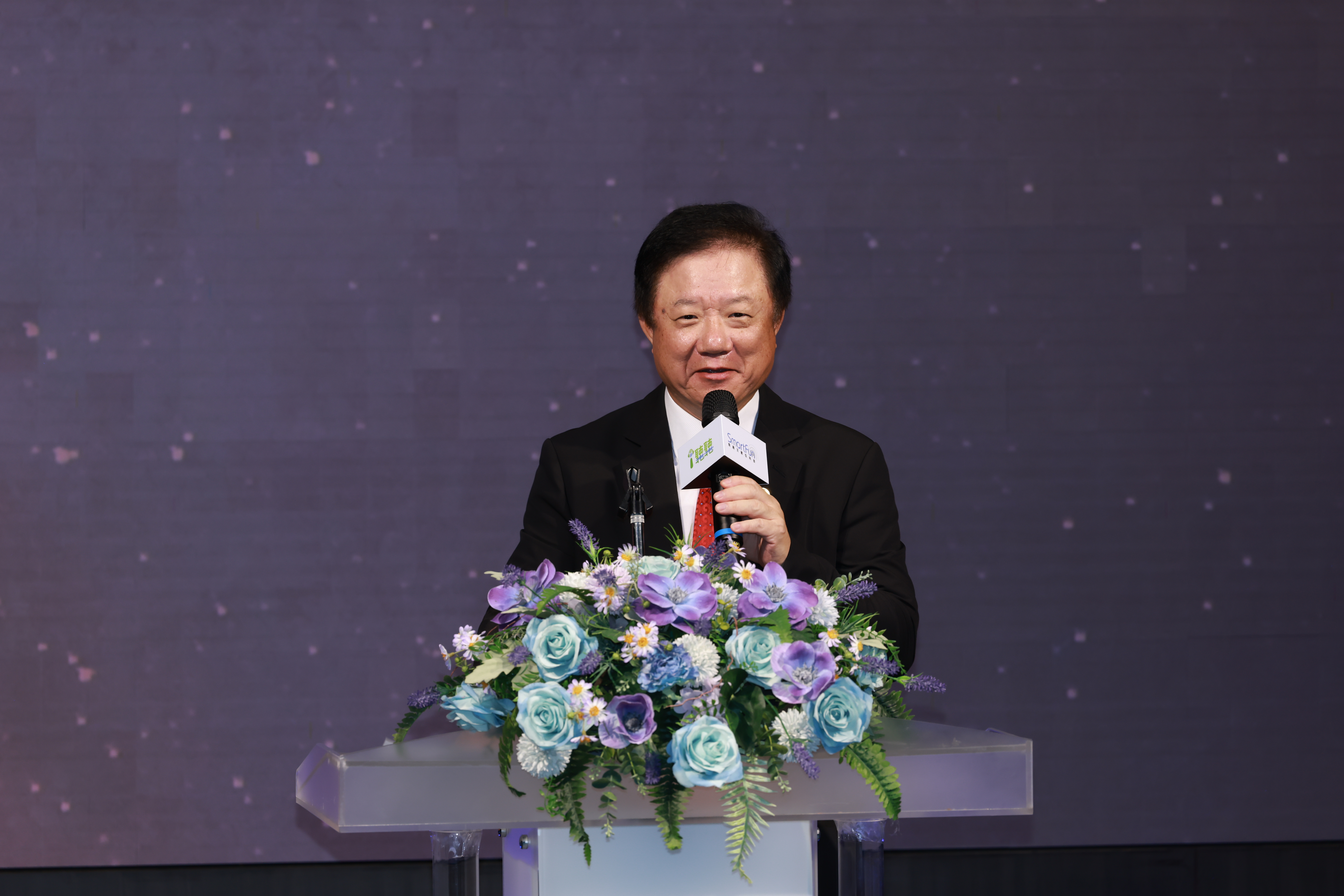 簡志誠談通訊韌性布局。（圖／鏡週刊圖庫）