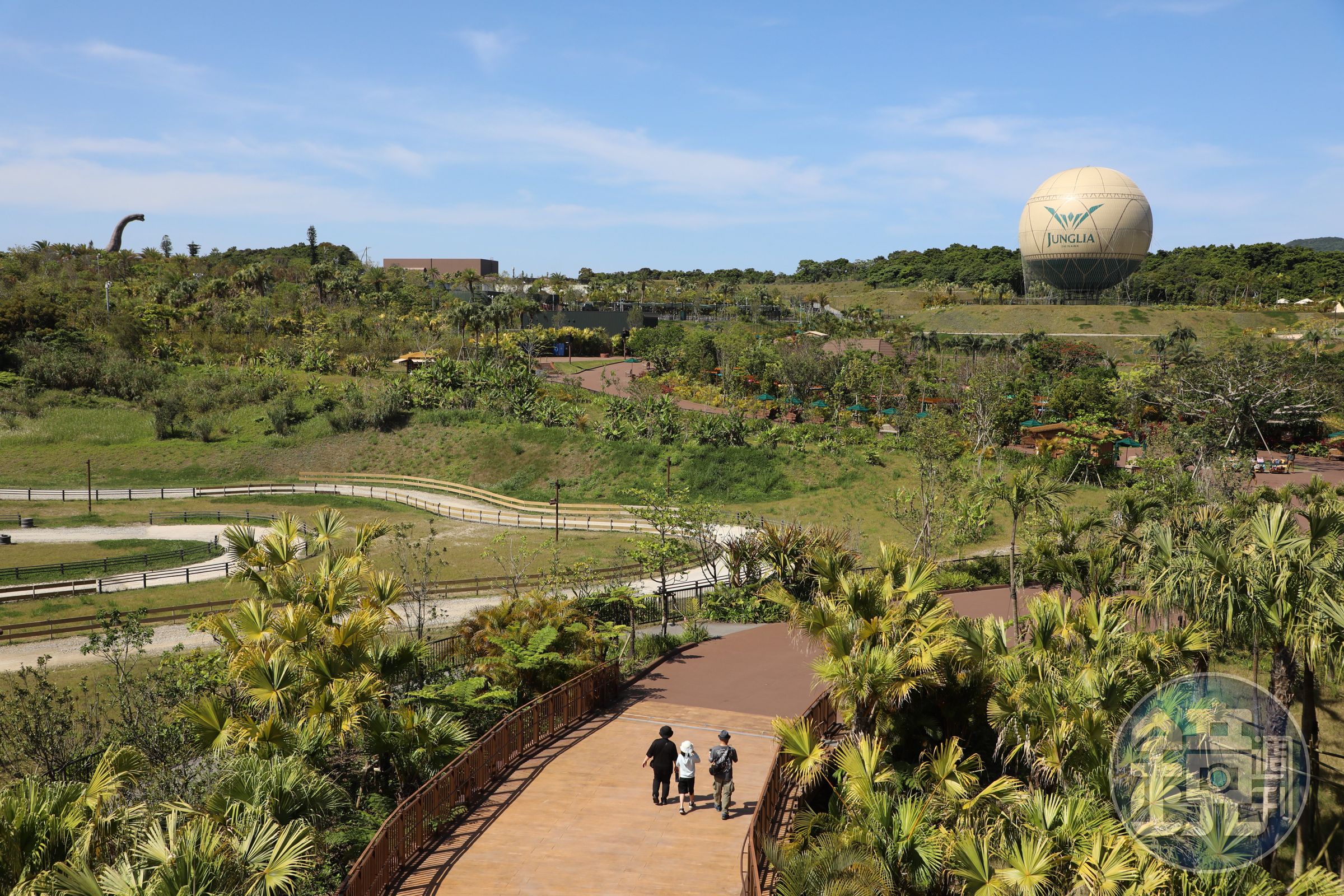 「JUNGLIA OKINAWA」主題樂園座落於被列為「世界自然遺產」的山原,佔地約60公頃,相當於13座東京巨蛋。